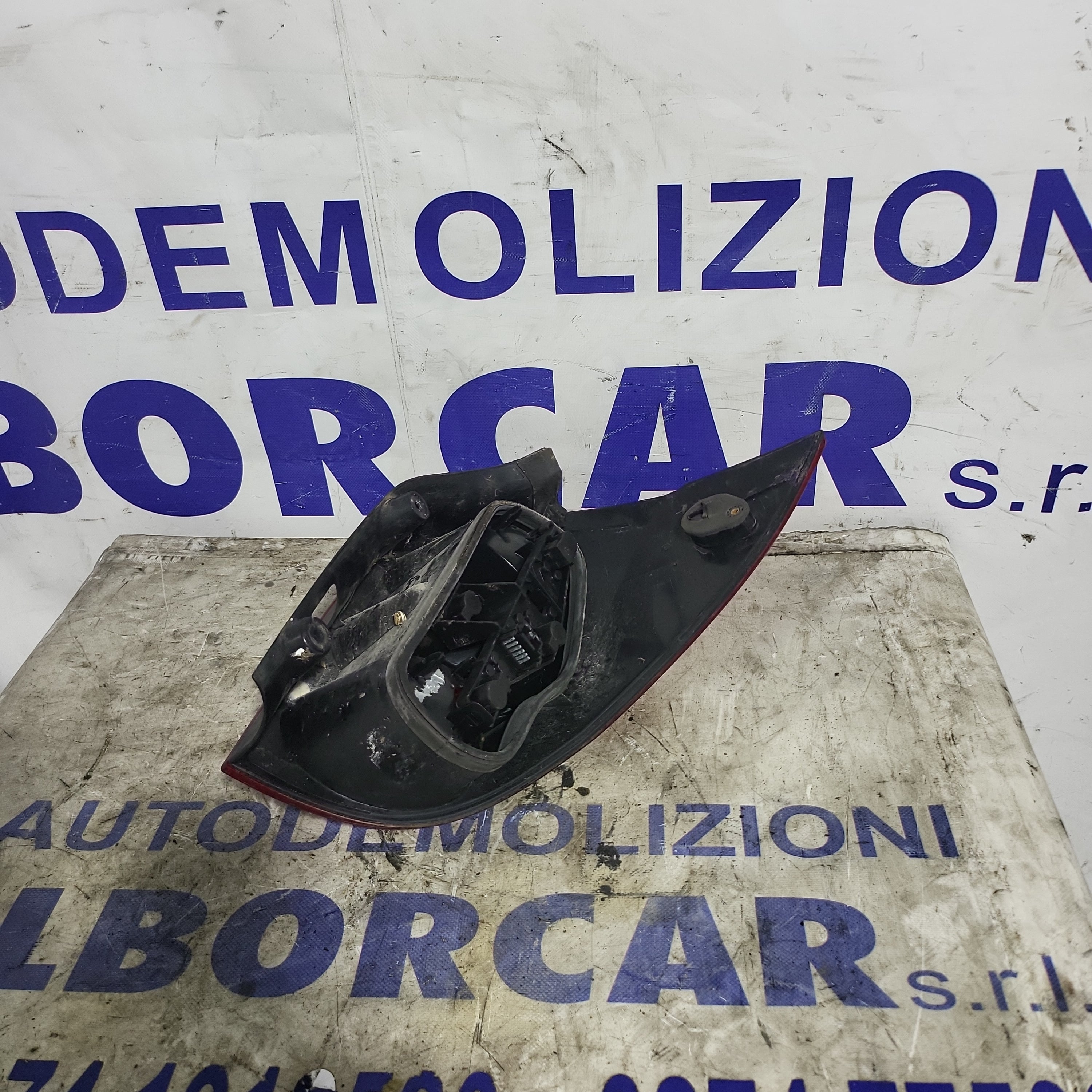 Faro Nissan Primera año 2003 izquierdo