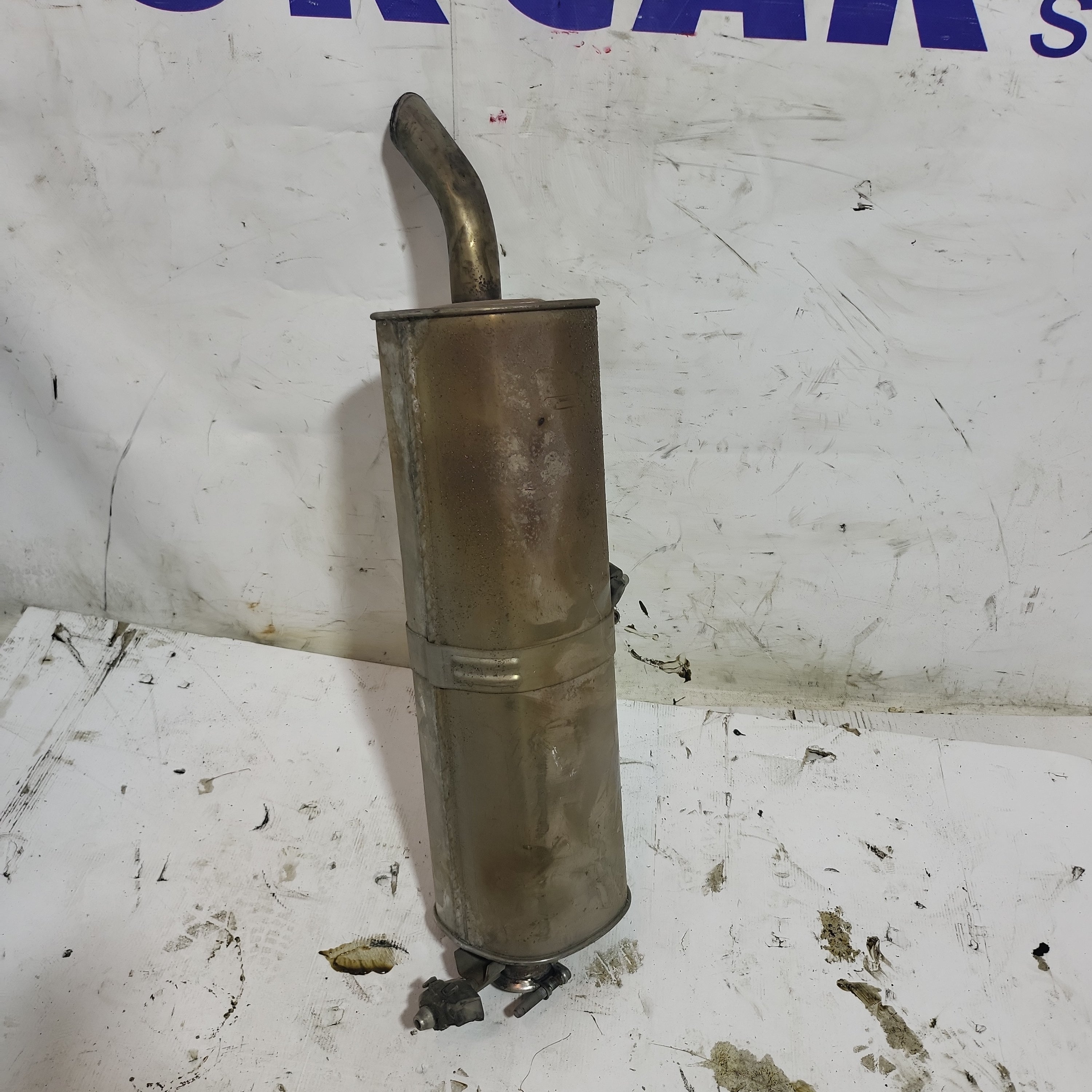 Terminal de escape Peugeot 307 1.4 gasolina 16v