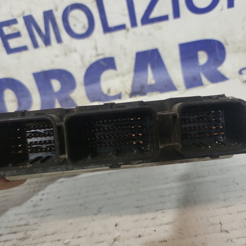 Unidad de control del motor Ford Fiesta 1.6 TDCI código: 0281011612