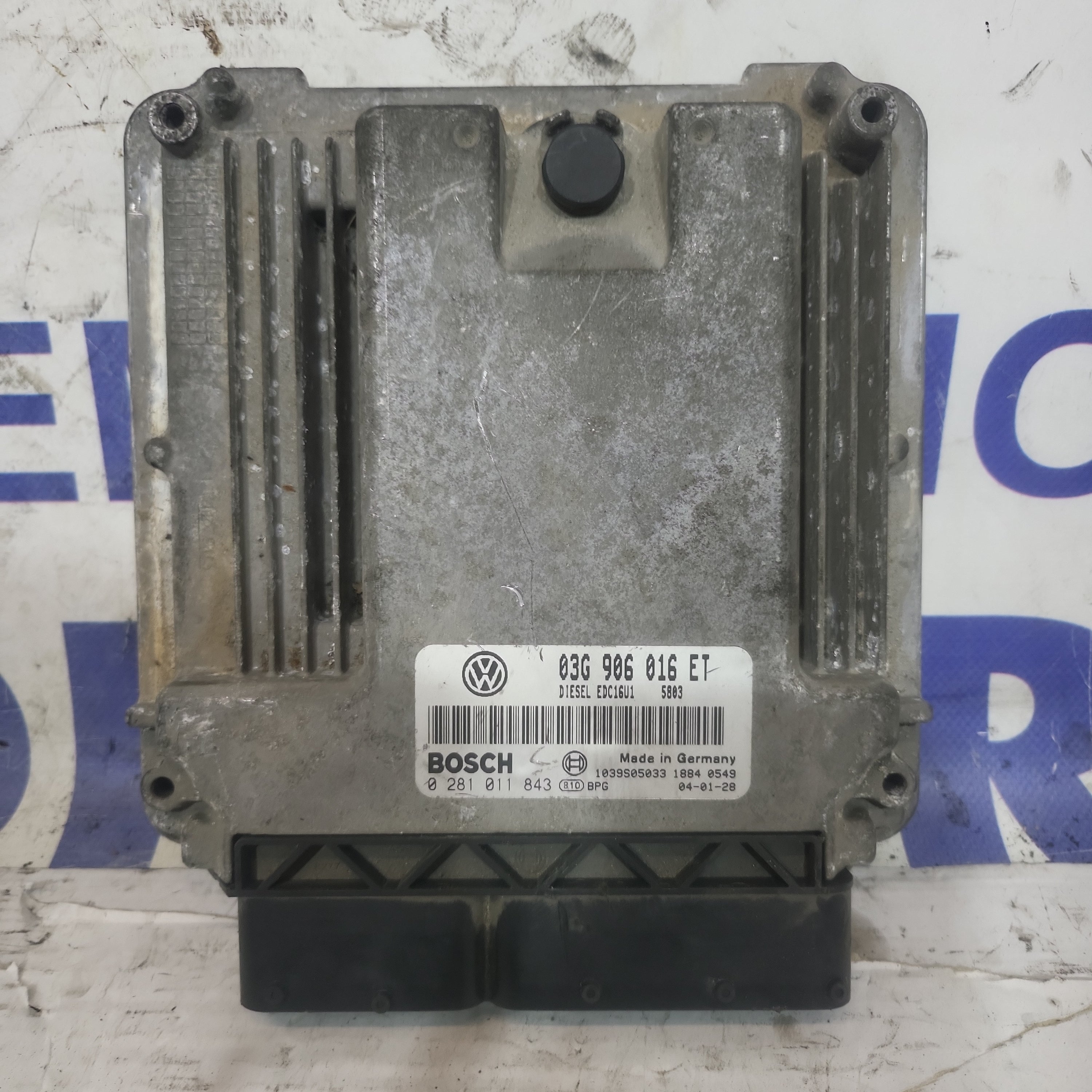 Unidad de control de motor Golf 5 BKD 2.0 TDI 140cv cód: 0281011843