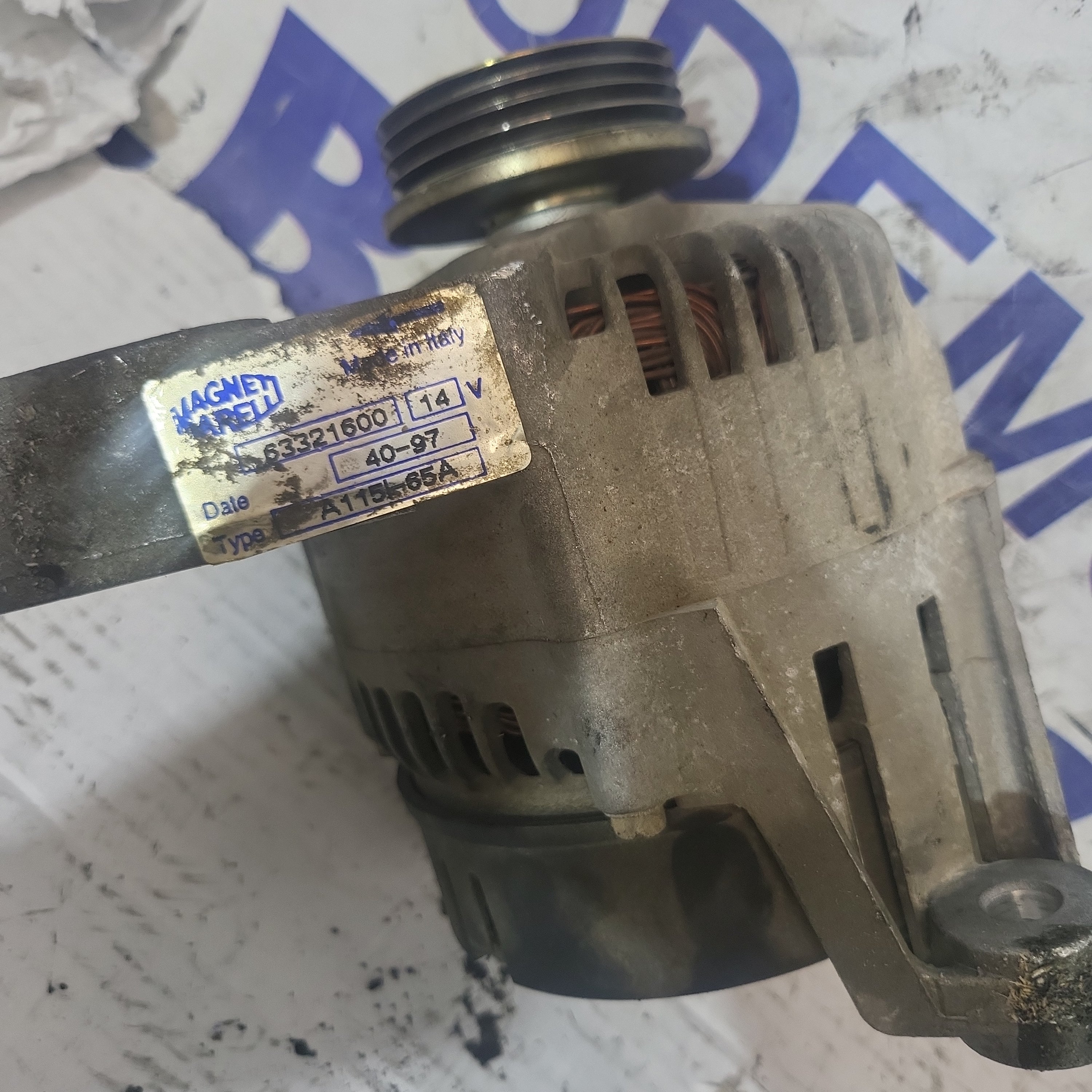 Alternator Fiat Punto 1.2 petrol 1st series
