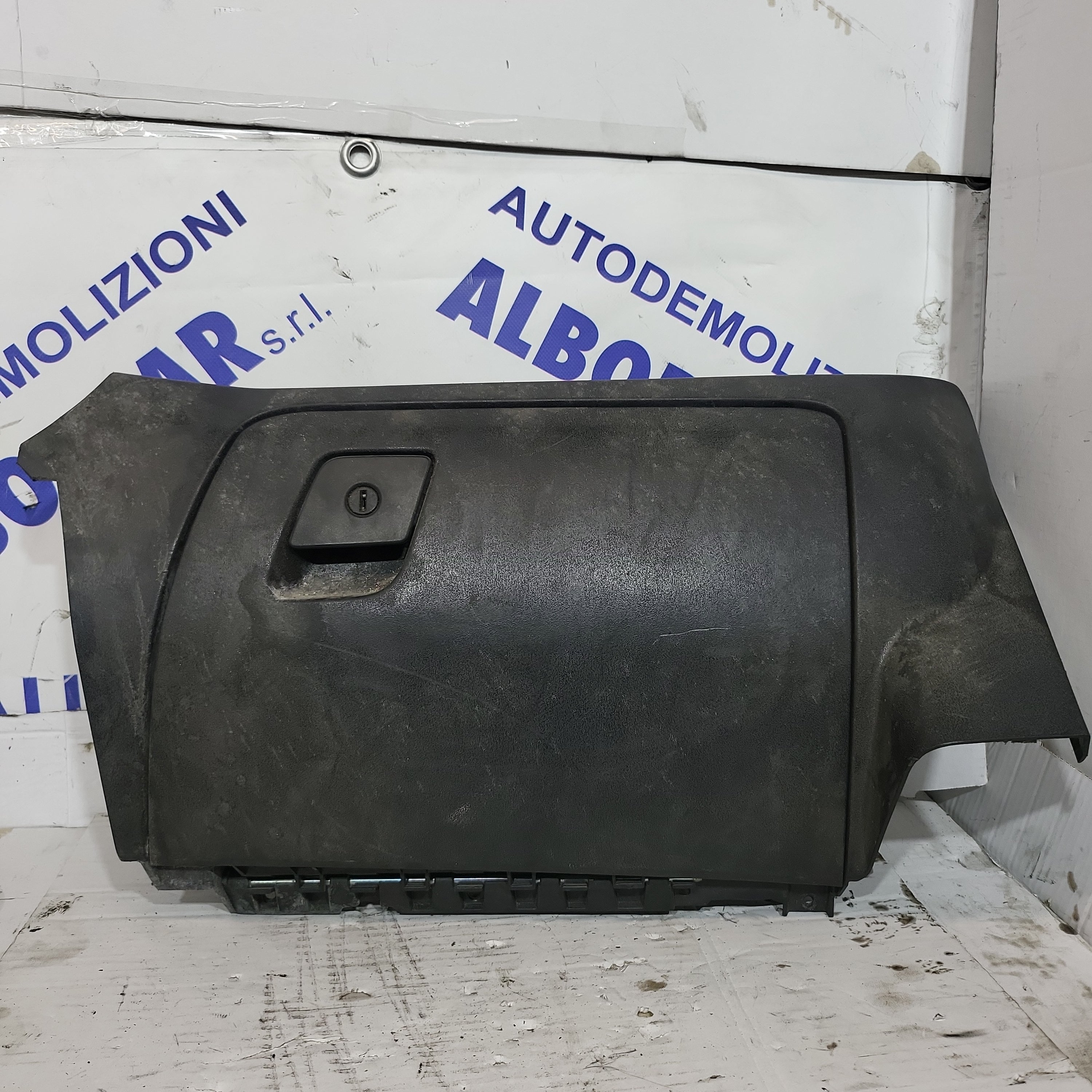 Cajón portaobjetos Fiat Doblò 1.6