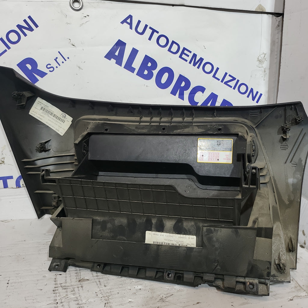 Cajón portaobjetos Fiat Doblò 1.6