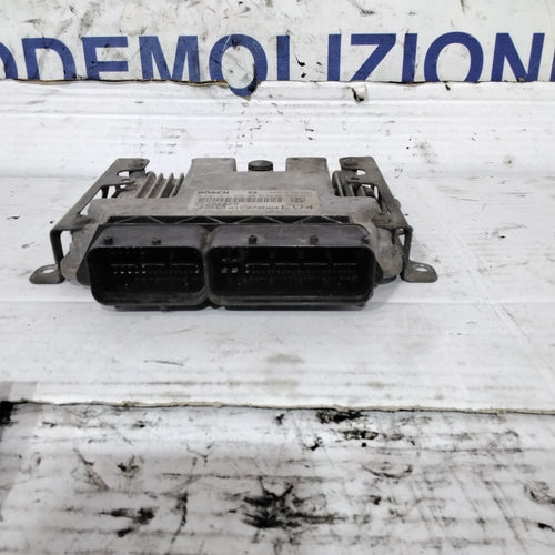 Centralita motor Lancia Musa 1.9 JTD cód: 0281011556