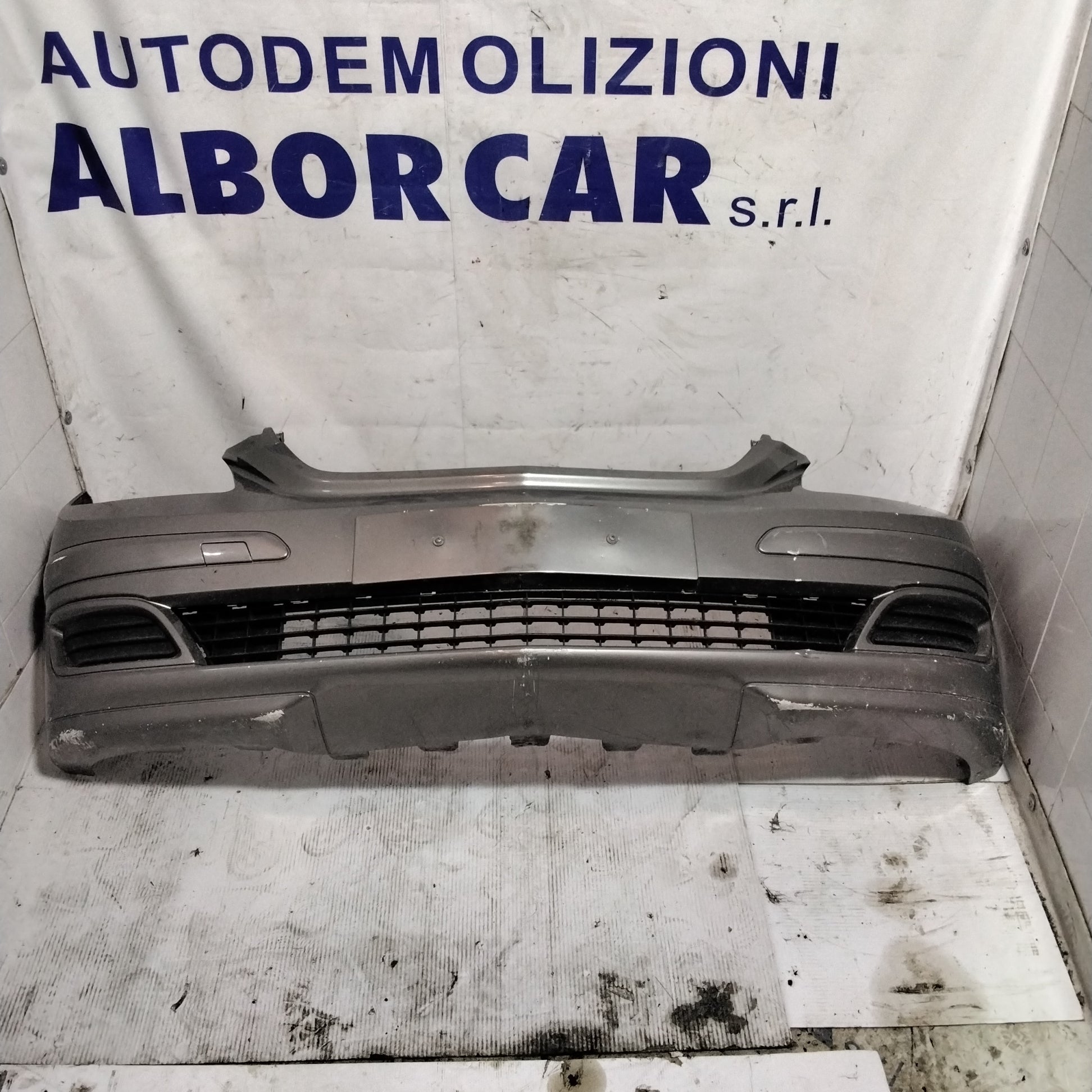 Parachoques delantero Mercedes B180