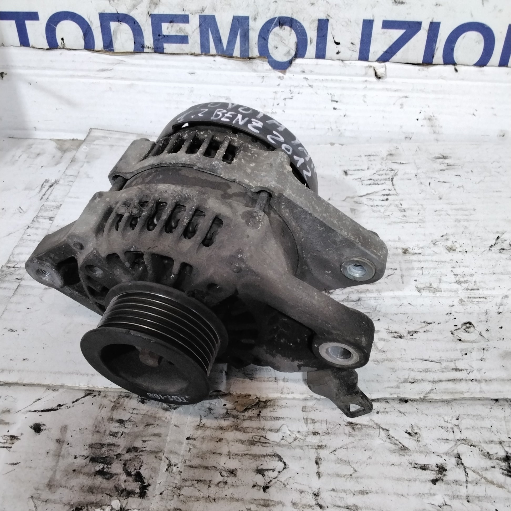 Alternatore toyota yaris 1.2 benzina