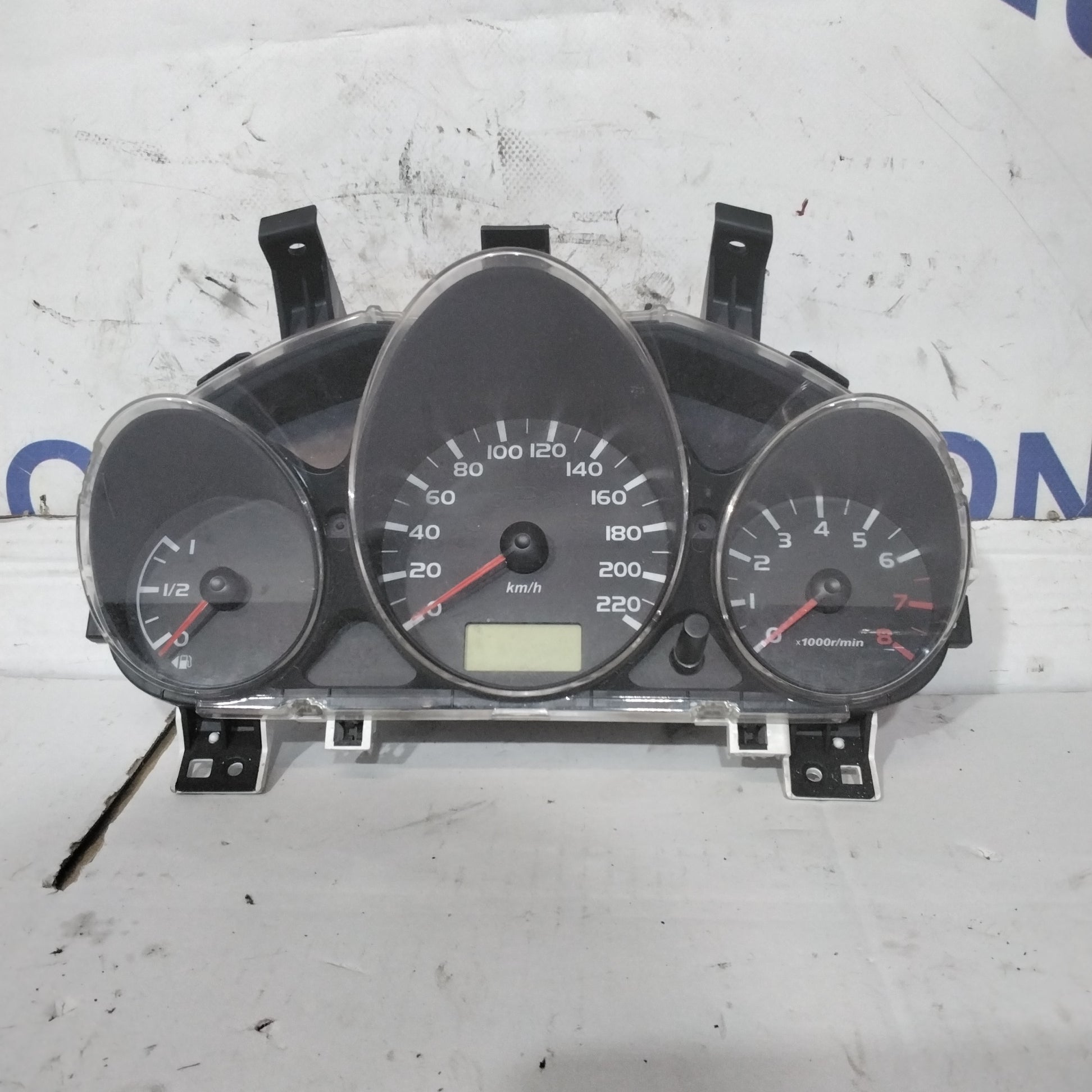 Quadro strumenti/contachilometri  mitsubishi colt 2006 codice MM0038001