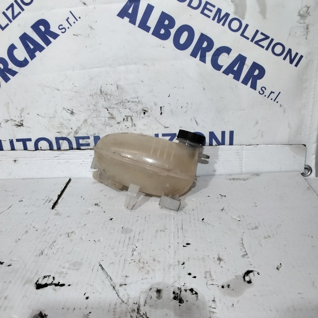 Vaschetta acqua radiatori ford kuga 2018