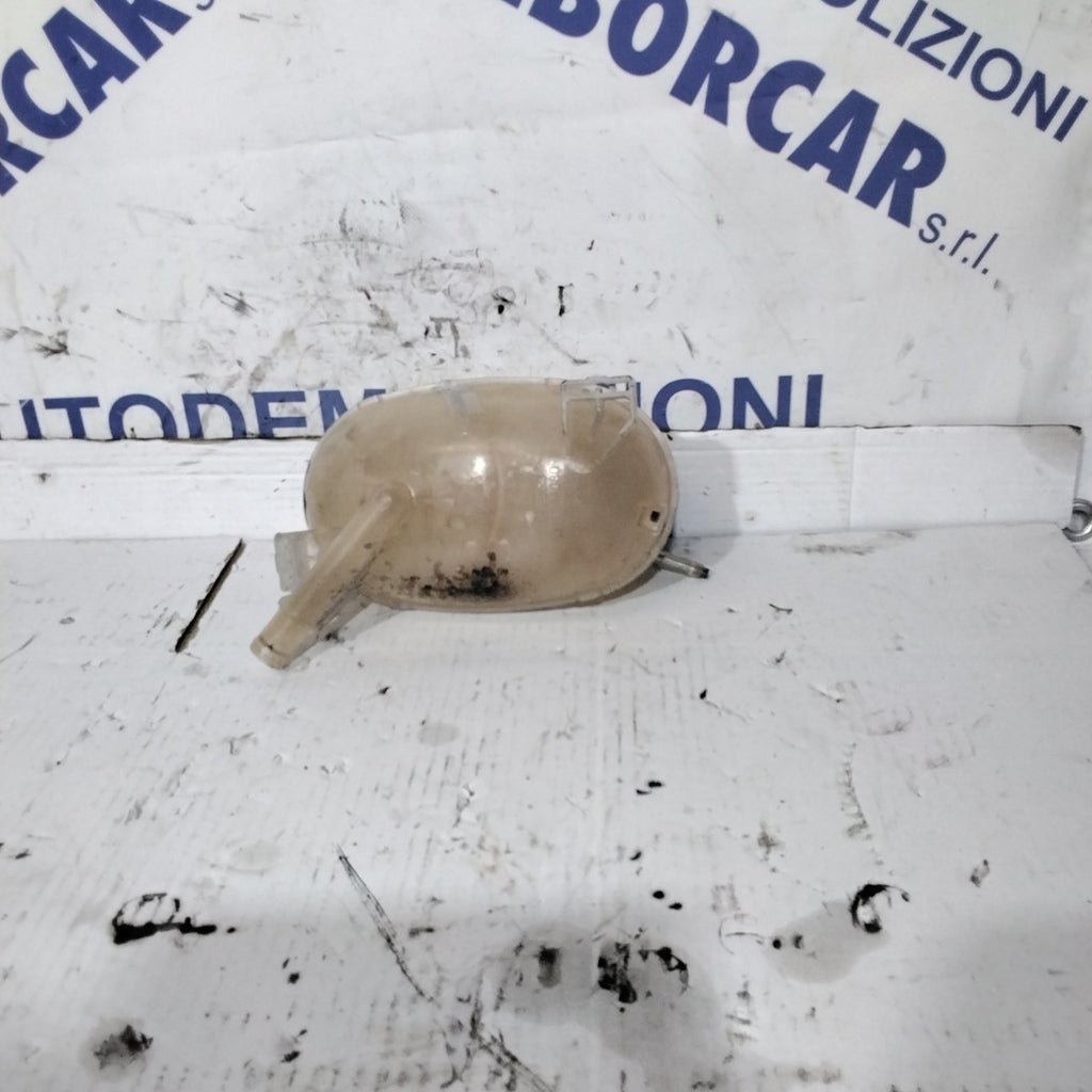 Vaschetta acqua radiatori ford kuga 2018