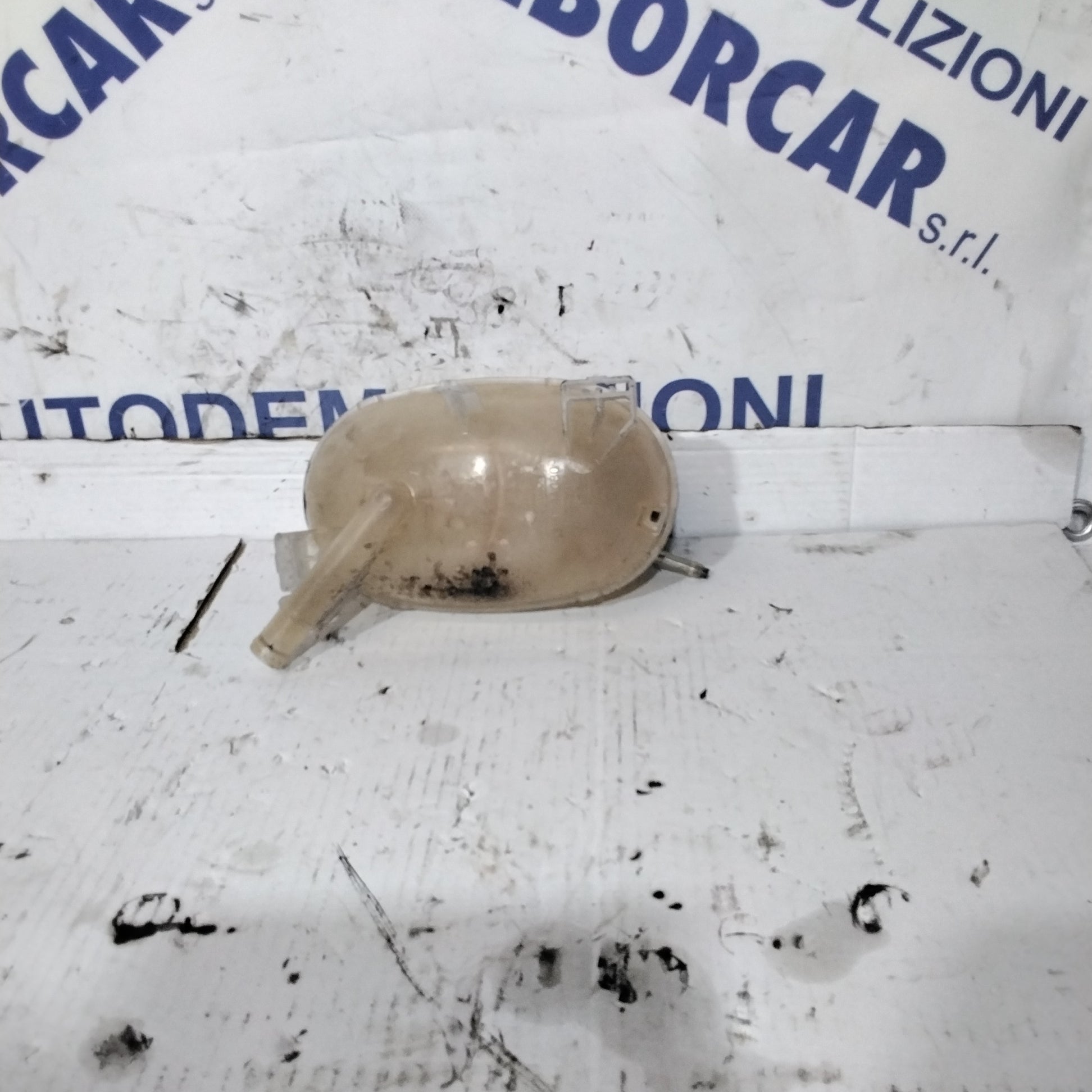Vaschetta acqua radiatori ford kuga 2018