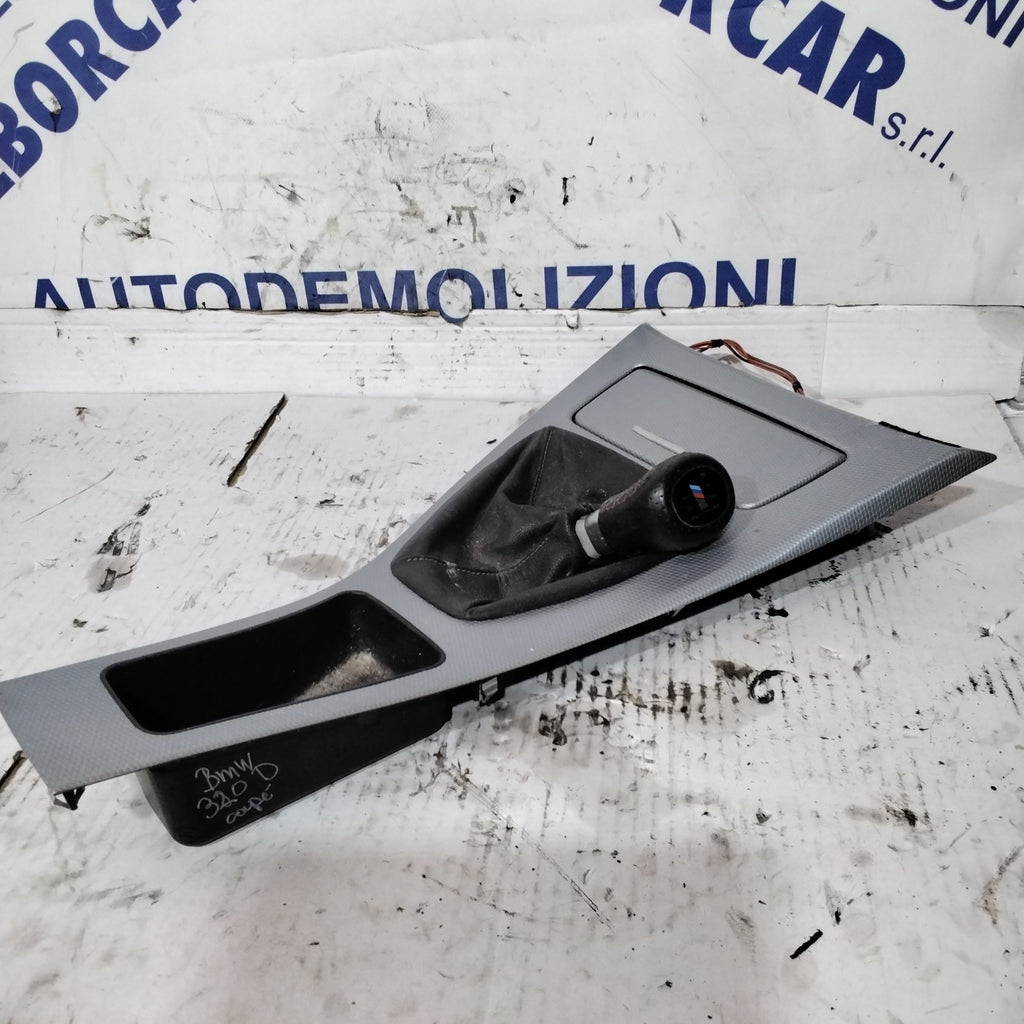 Centre tunnel with BMW 320D coupe gear knob