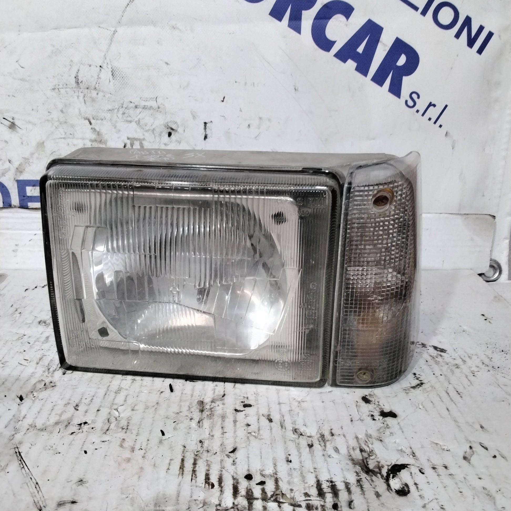 Faro/fanale sinistro panda 1 serie 1990