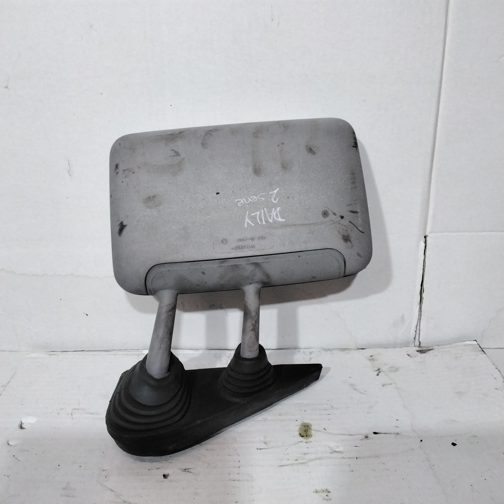 Specchietto retrovisore destro iveco daily 2 serie