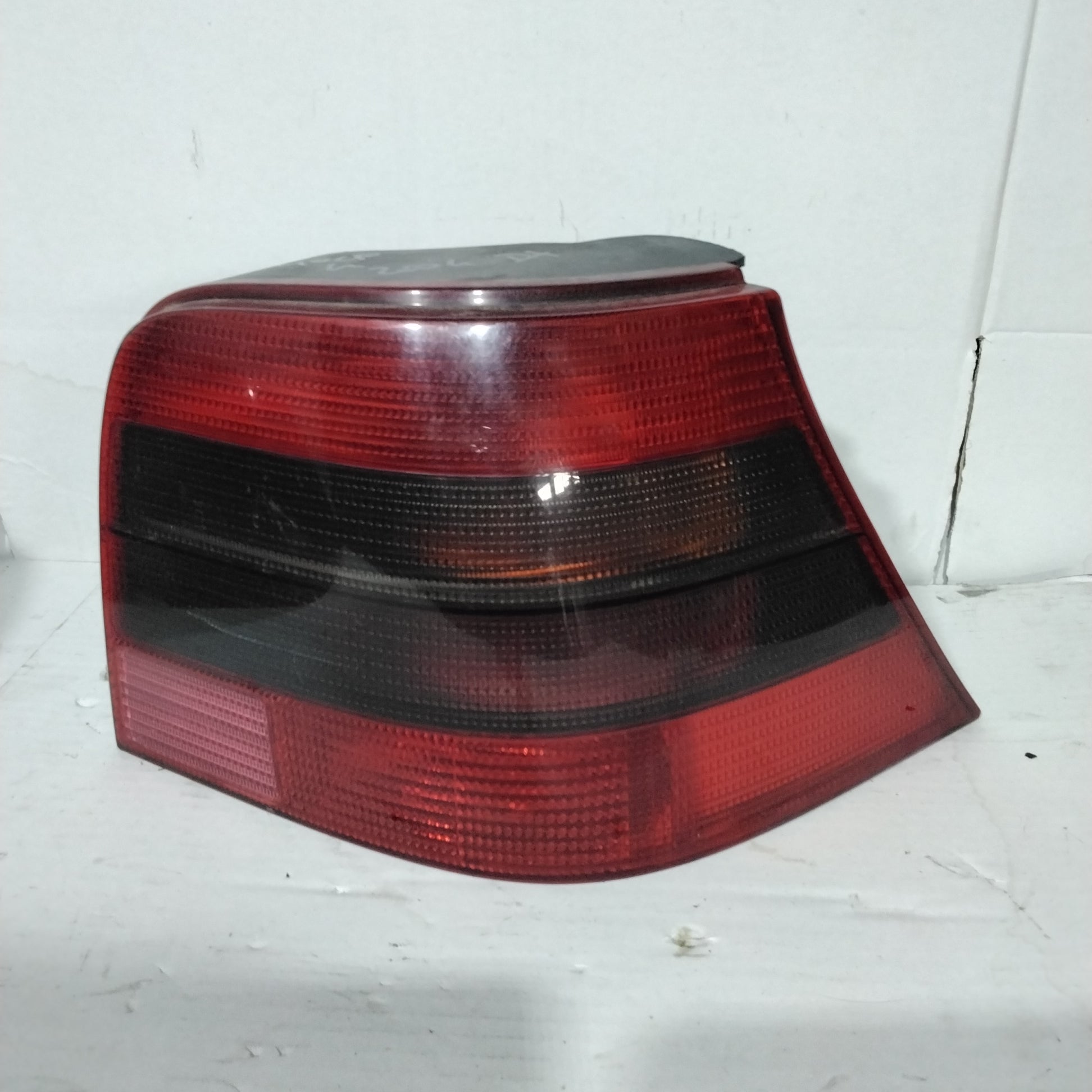 Right tail light/brake light Golf 4 2004