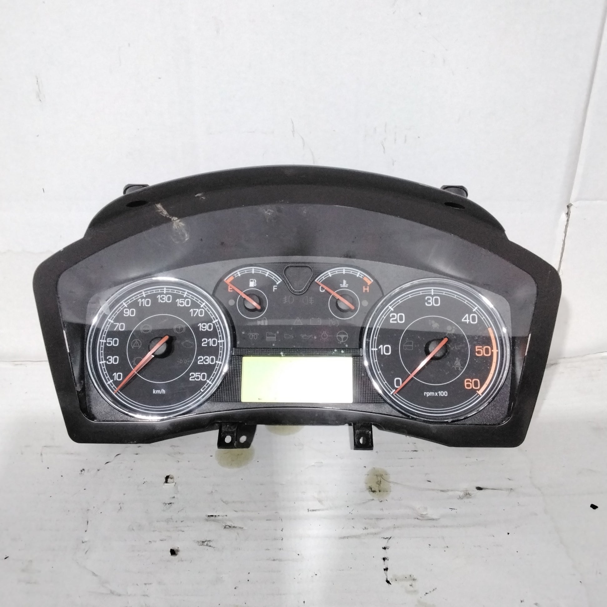 Quadro strumenti/ contachilometri fiat croma 2006 codice 51849753290428
