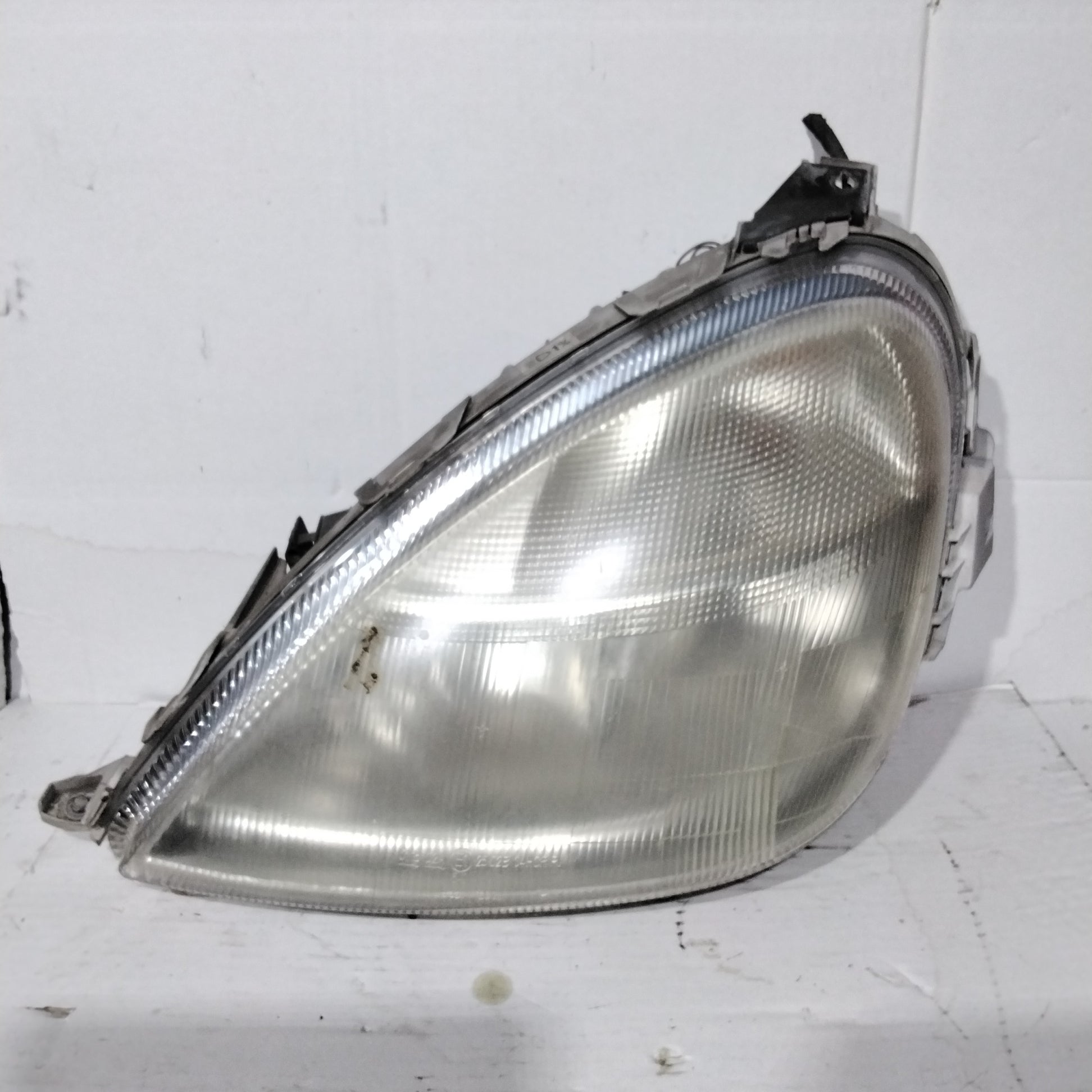Faro/fanale mercedes A180 sinistro