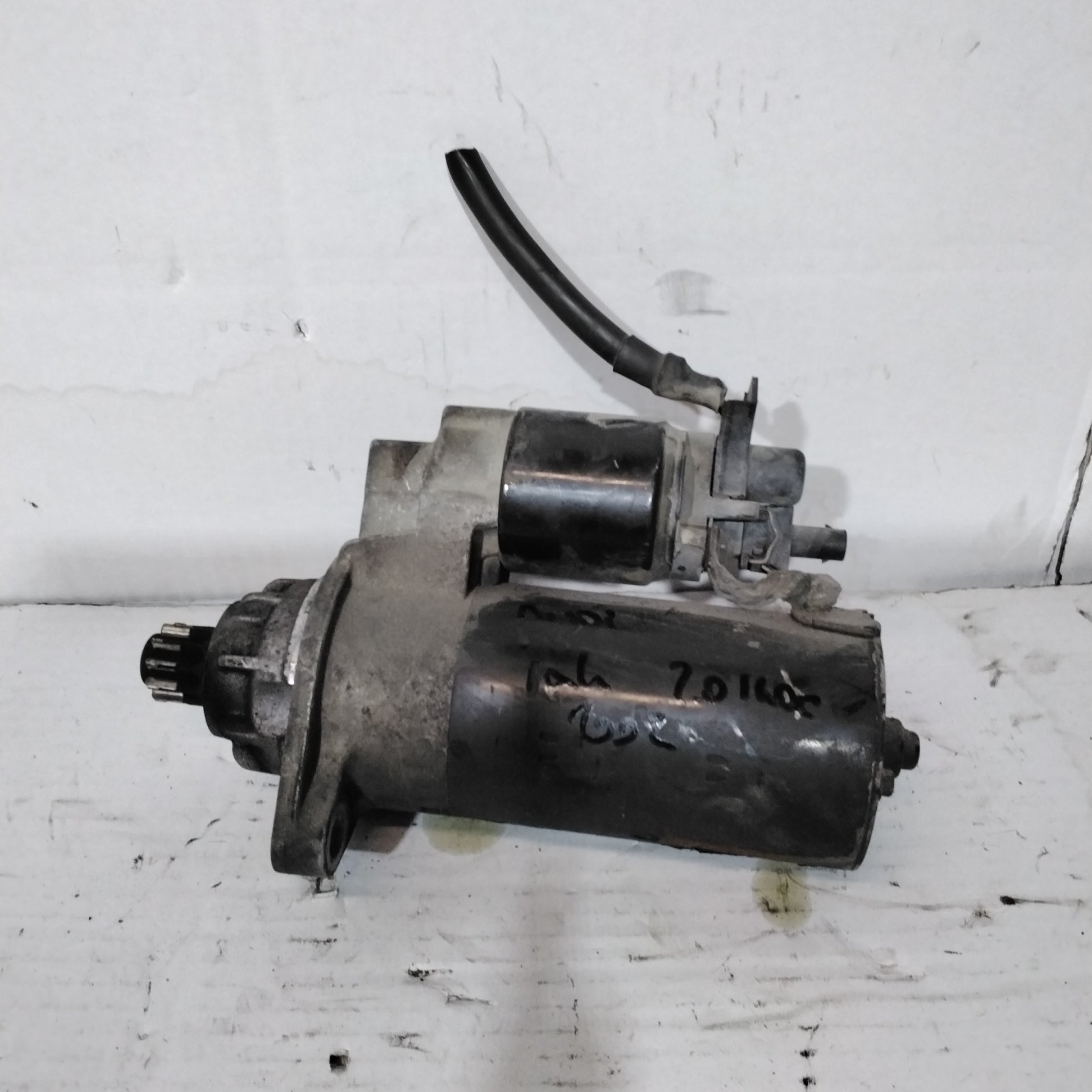 Audi A4 2.0 2004 starter motor