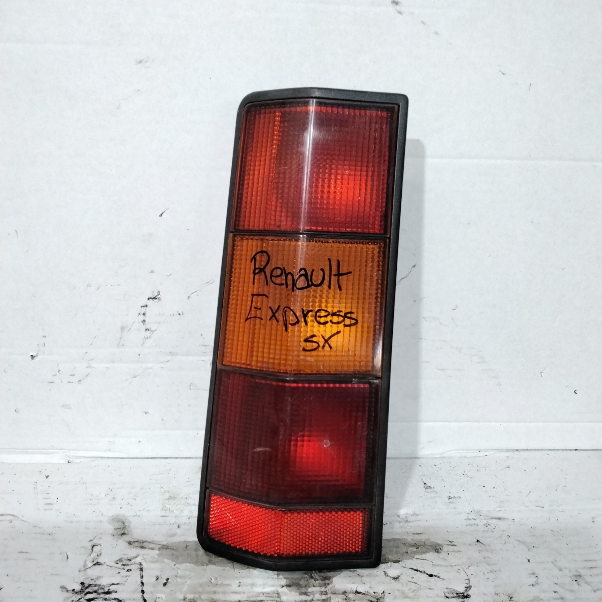 Fanale/stop renault express sinistro