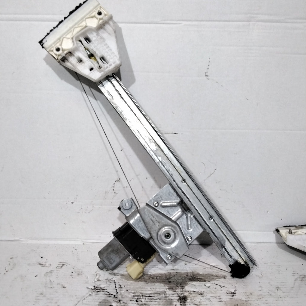 Front left window motor Ford Fiesta
