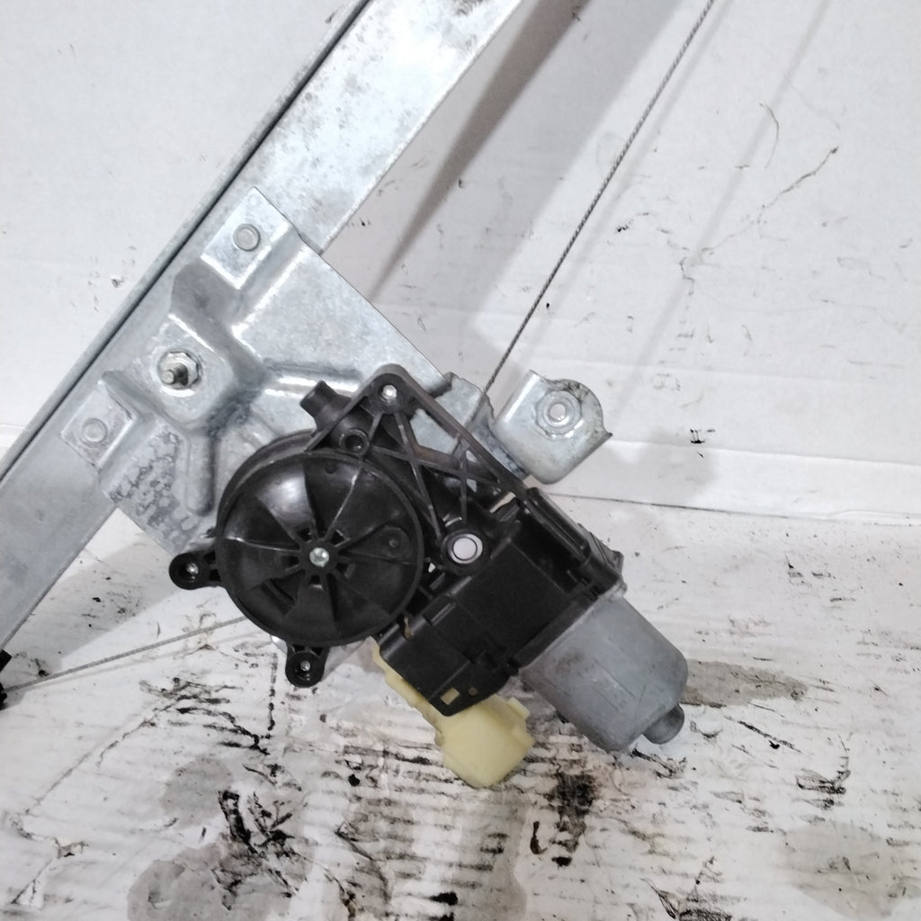 Front left window motor Ford Fiesta