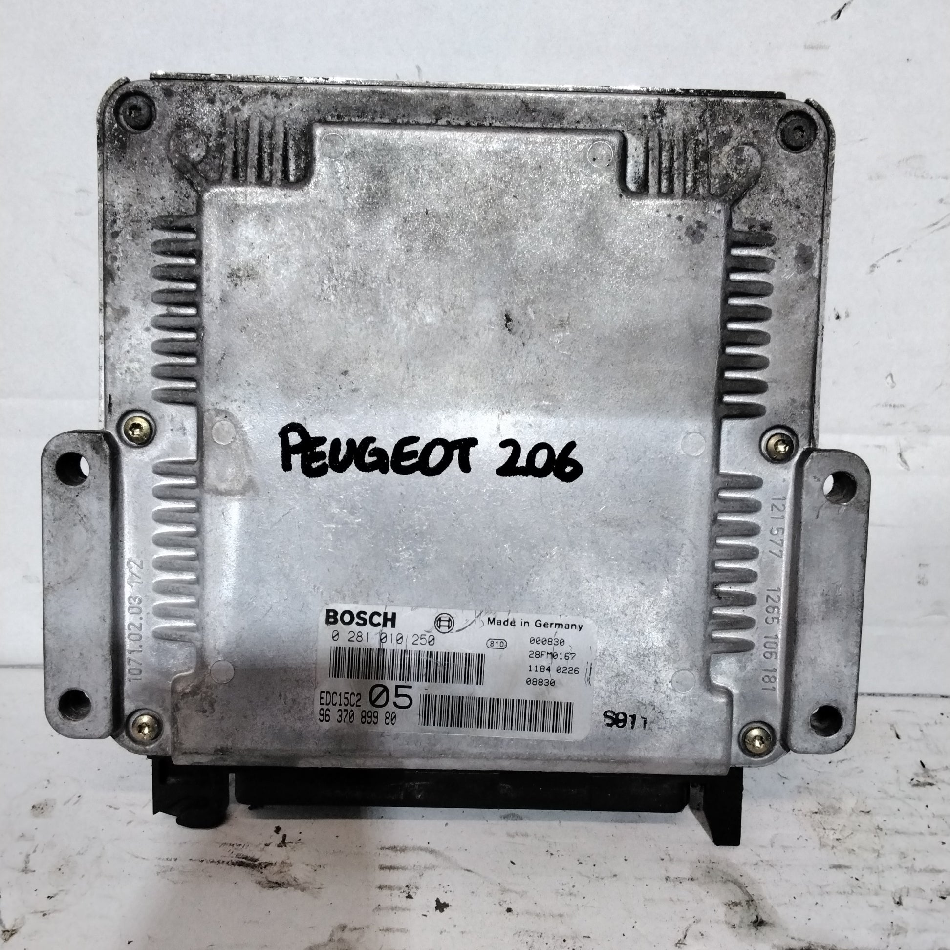 Centralina motore peugeot 206 cod:0281010250