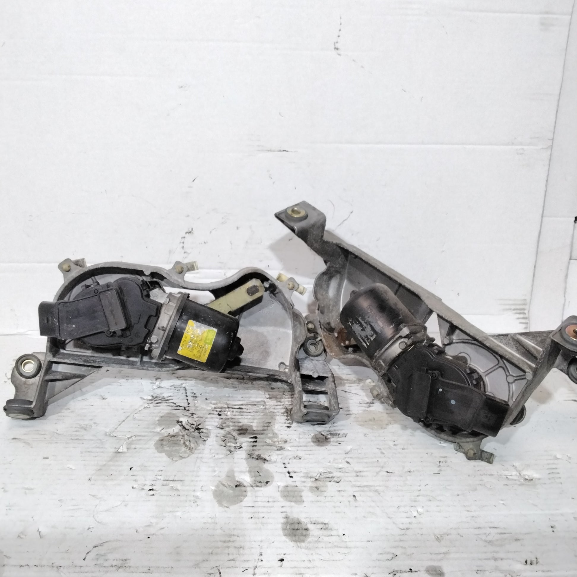 Motor de limpiaparabrisas delantero Audi A2