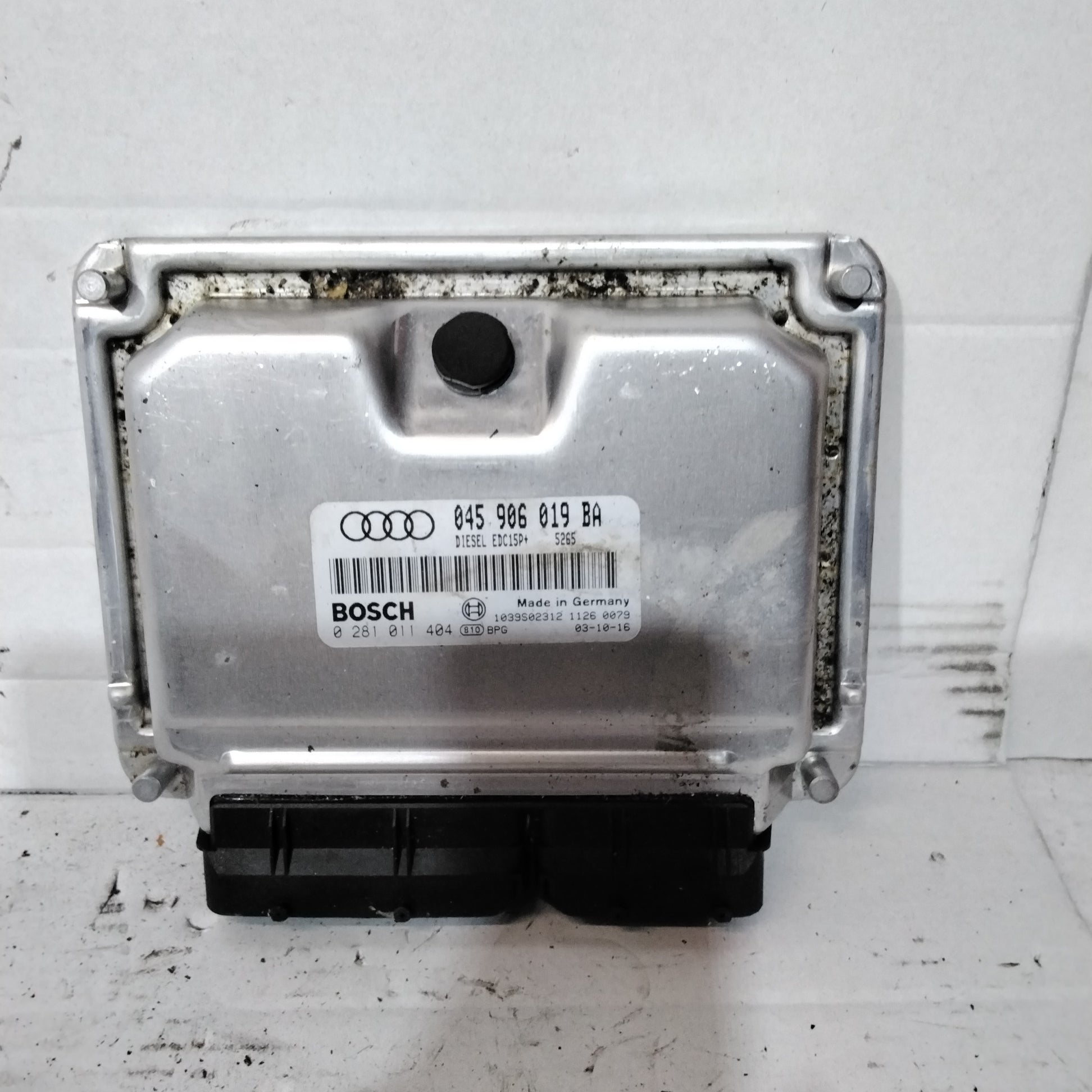 Audi A2 engine control unit part no.: 045906019BA