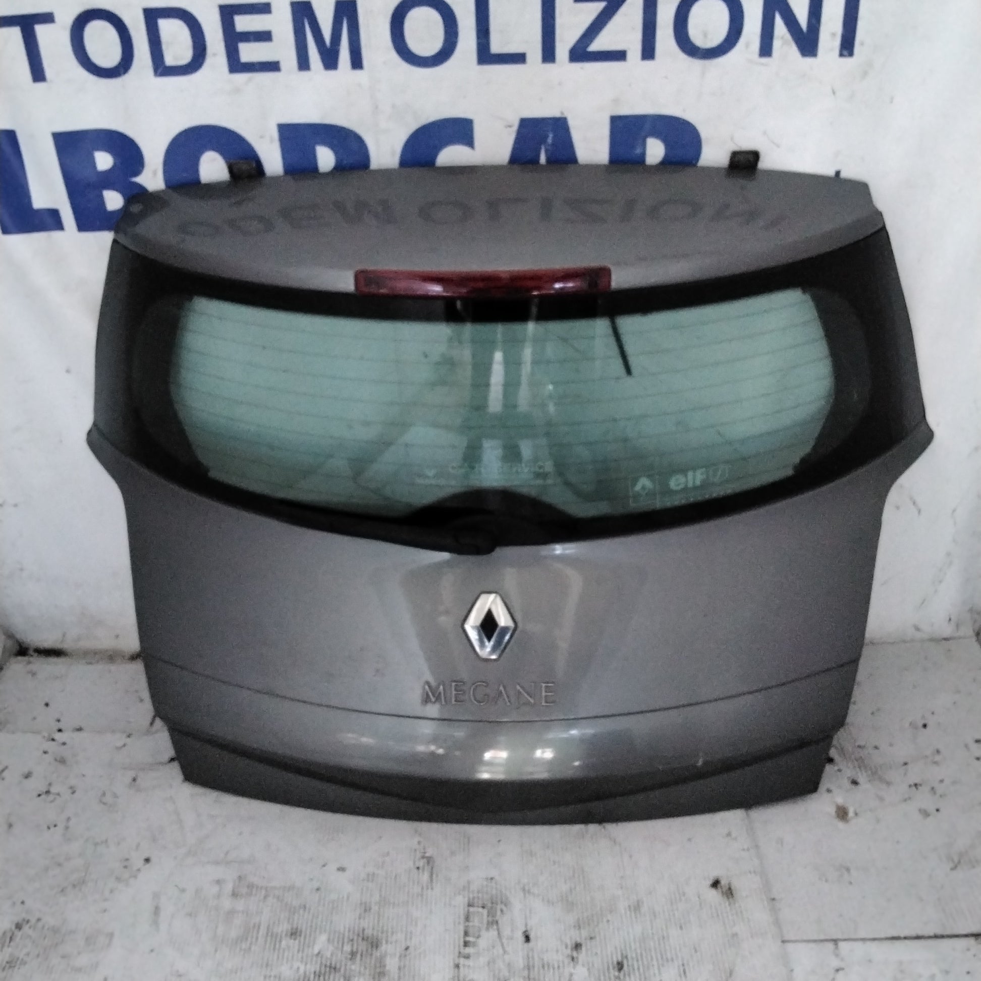 Renault Megane tailgate
