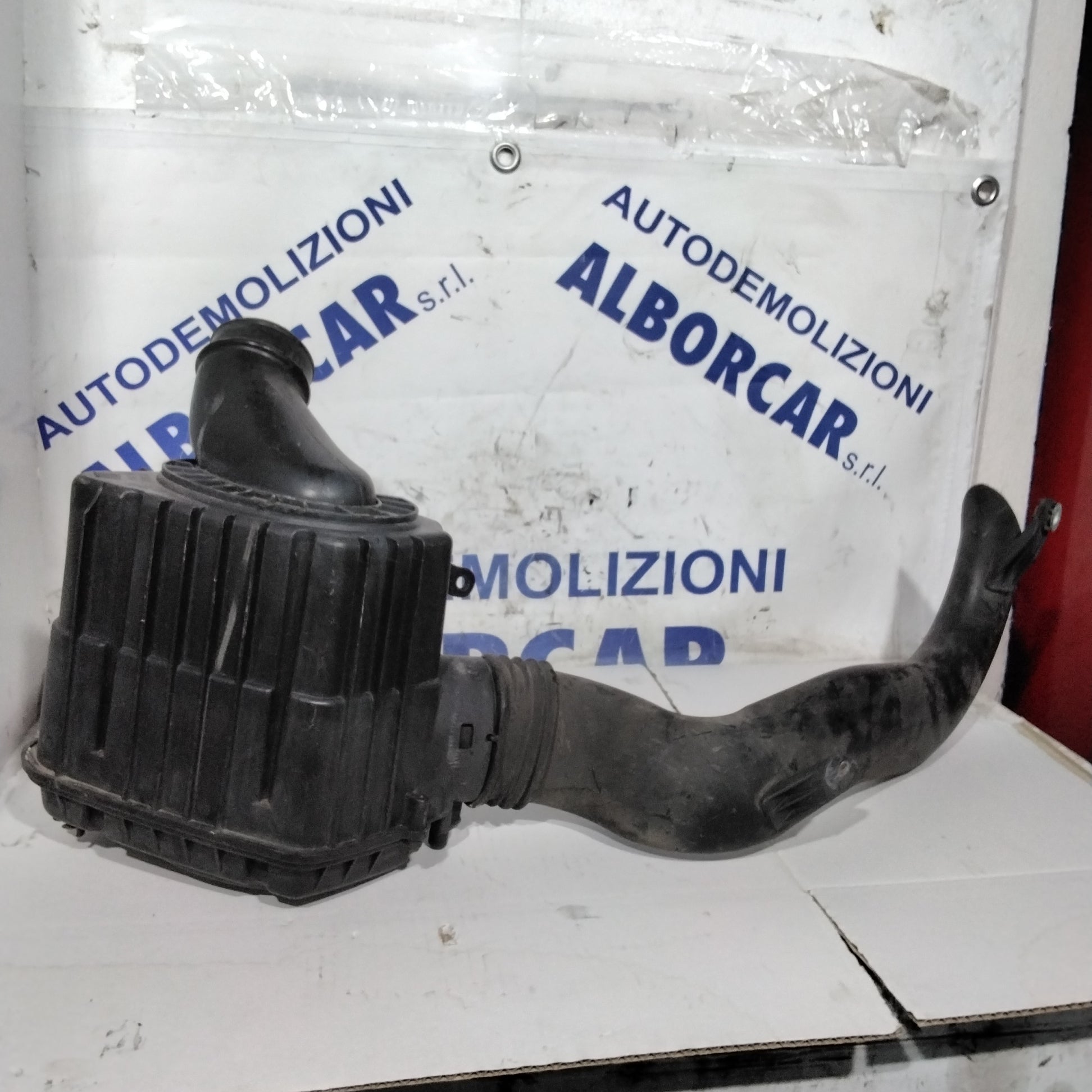 Caja filtro aire alfa romeo 159 cod: 51782843