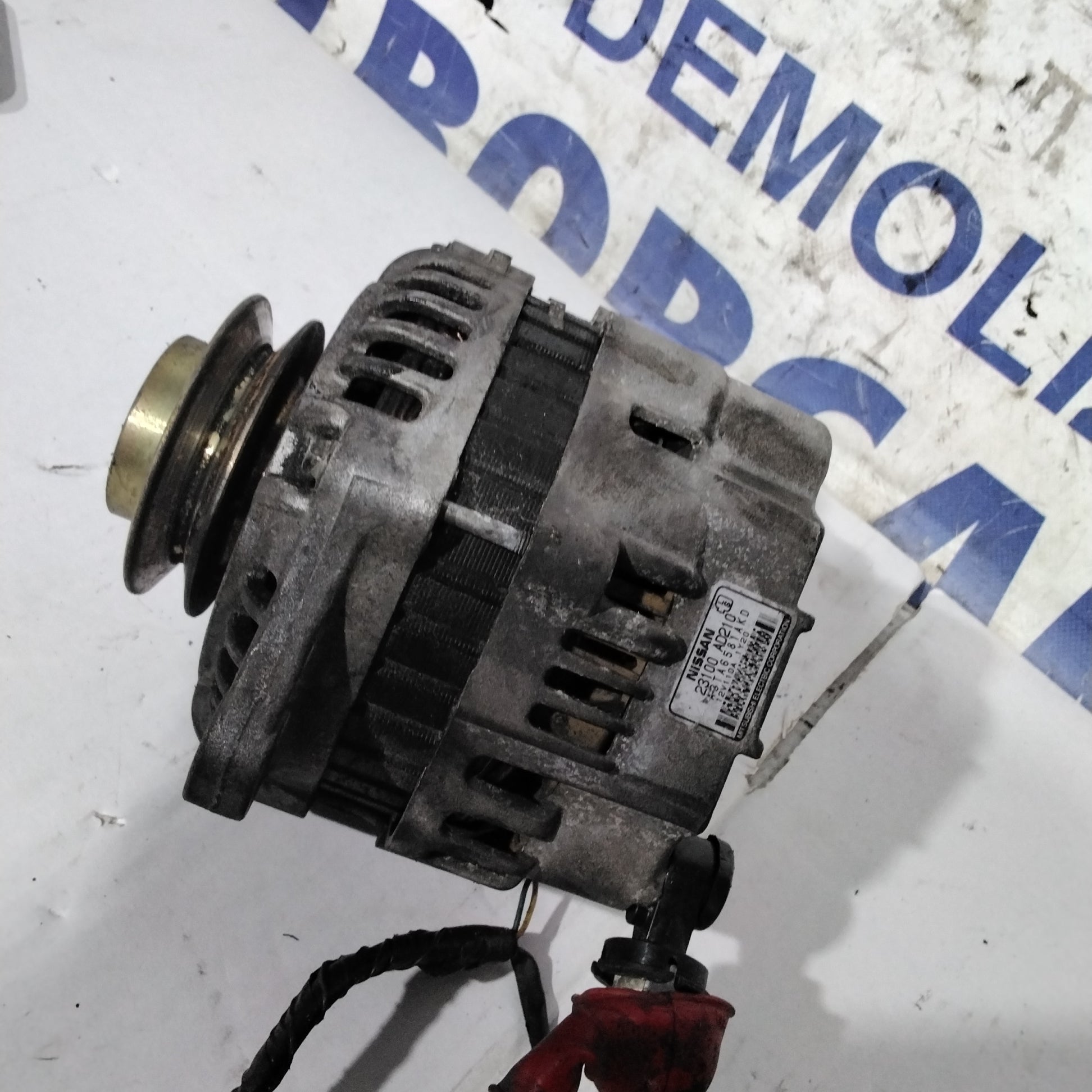Alternatore nissan primera cod: 23100AD210