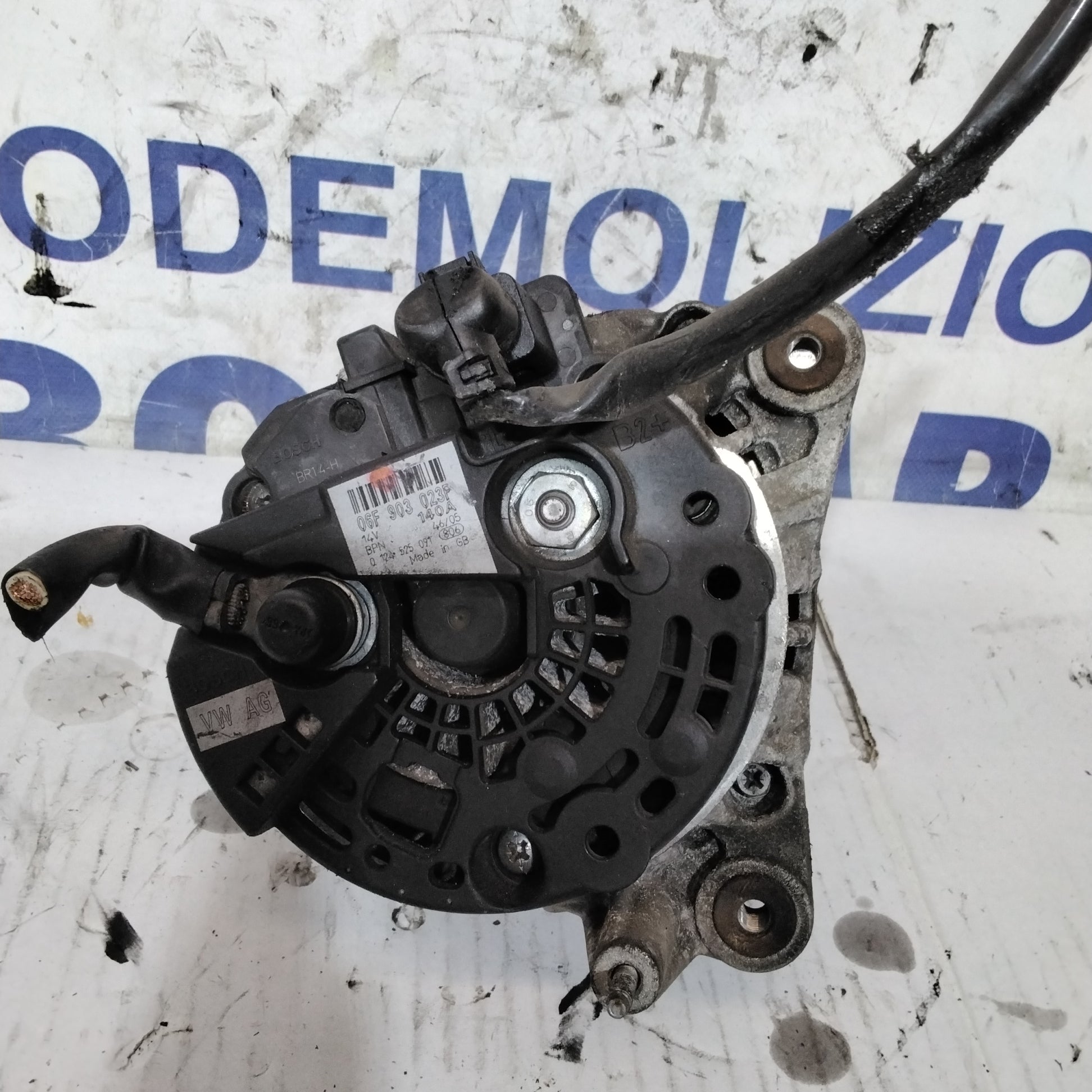 Alternator Volkswagen Touran code: 06F903023F