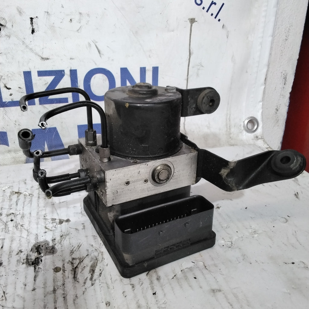 Centralita ABS Mazda 3 cod: 06.2109-5153.3