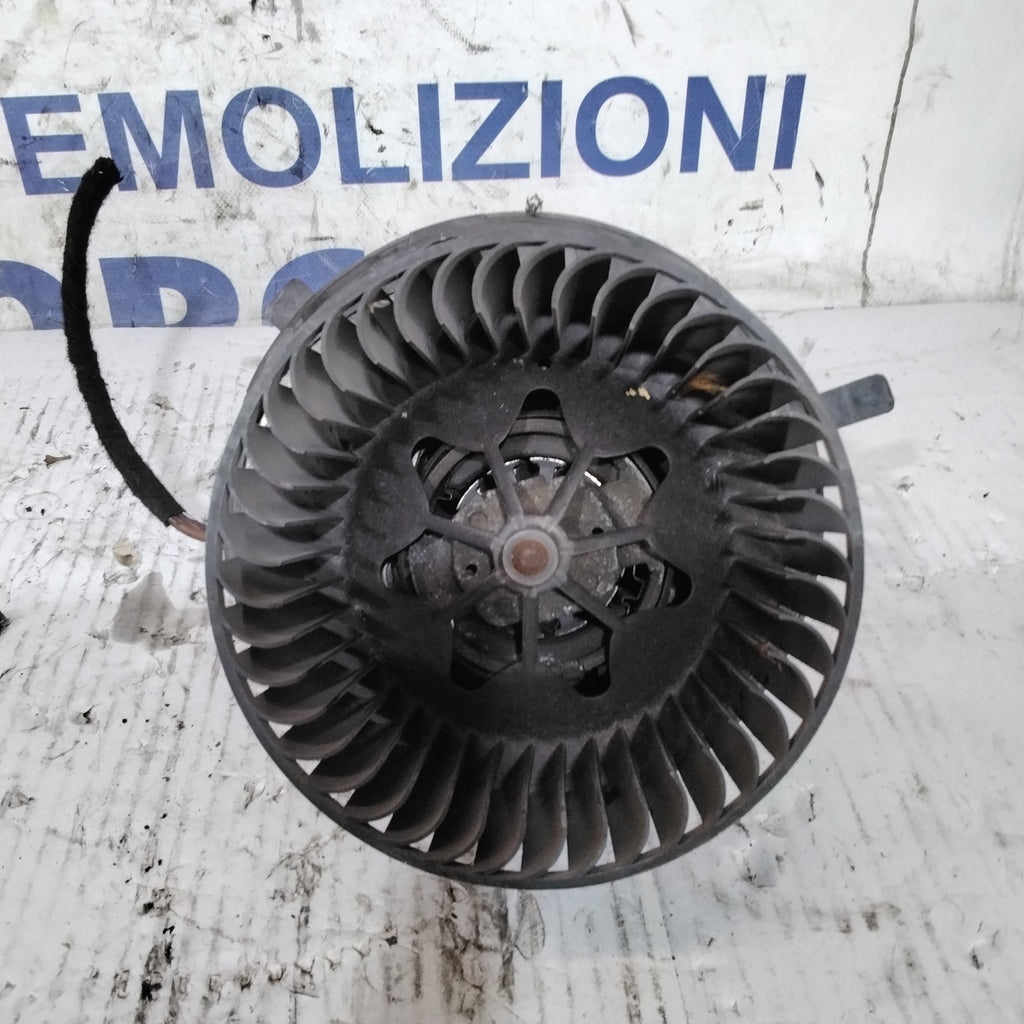 Ventilador de calefacción y aire acondicionado Audi A3 código: F983228M