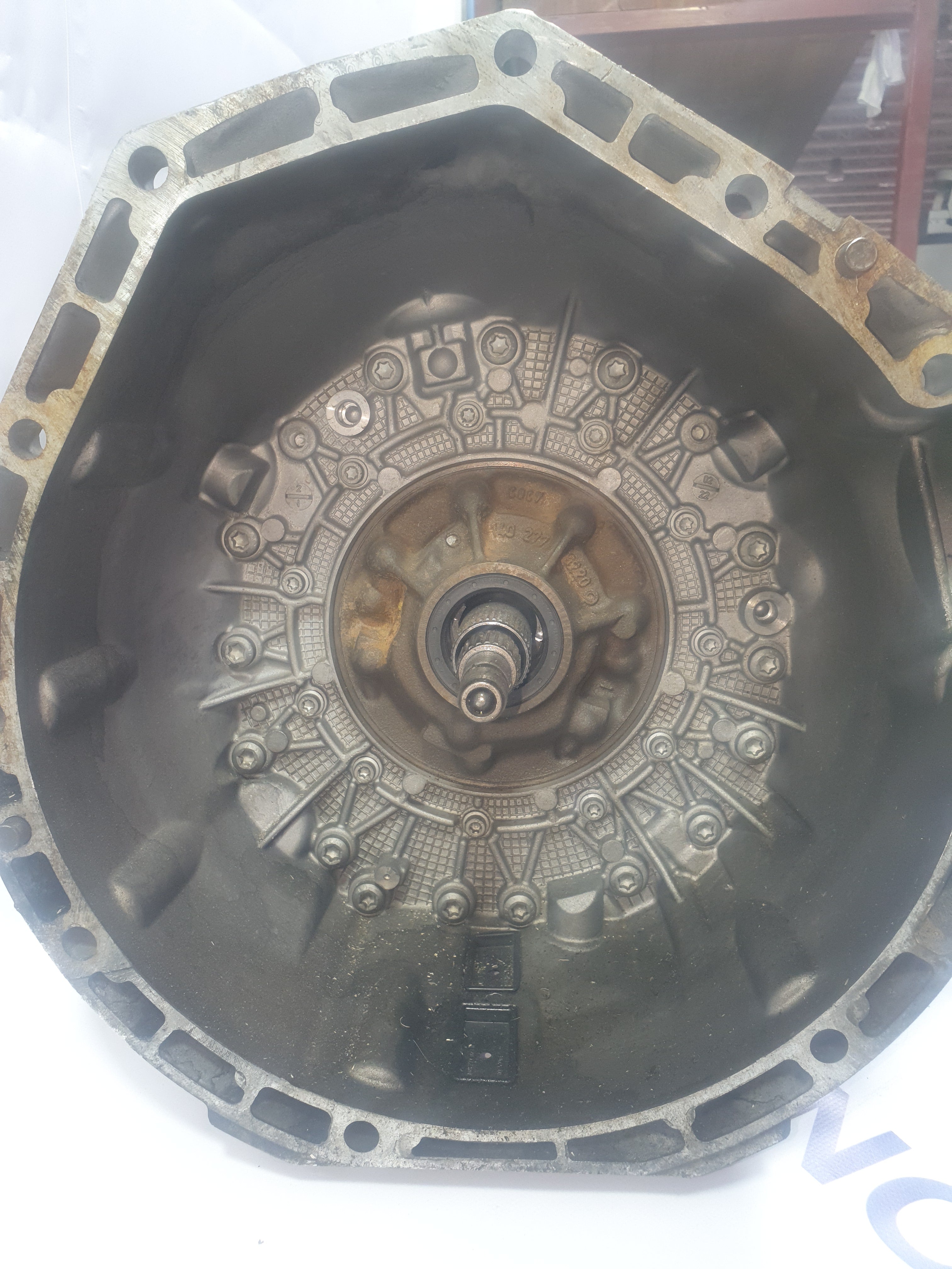 Mercedes C 270 Automatic gearbox year: 2004 code: 2112708300/80