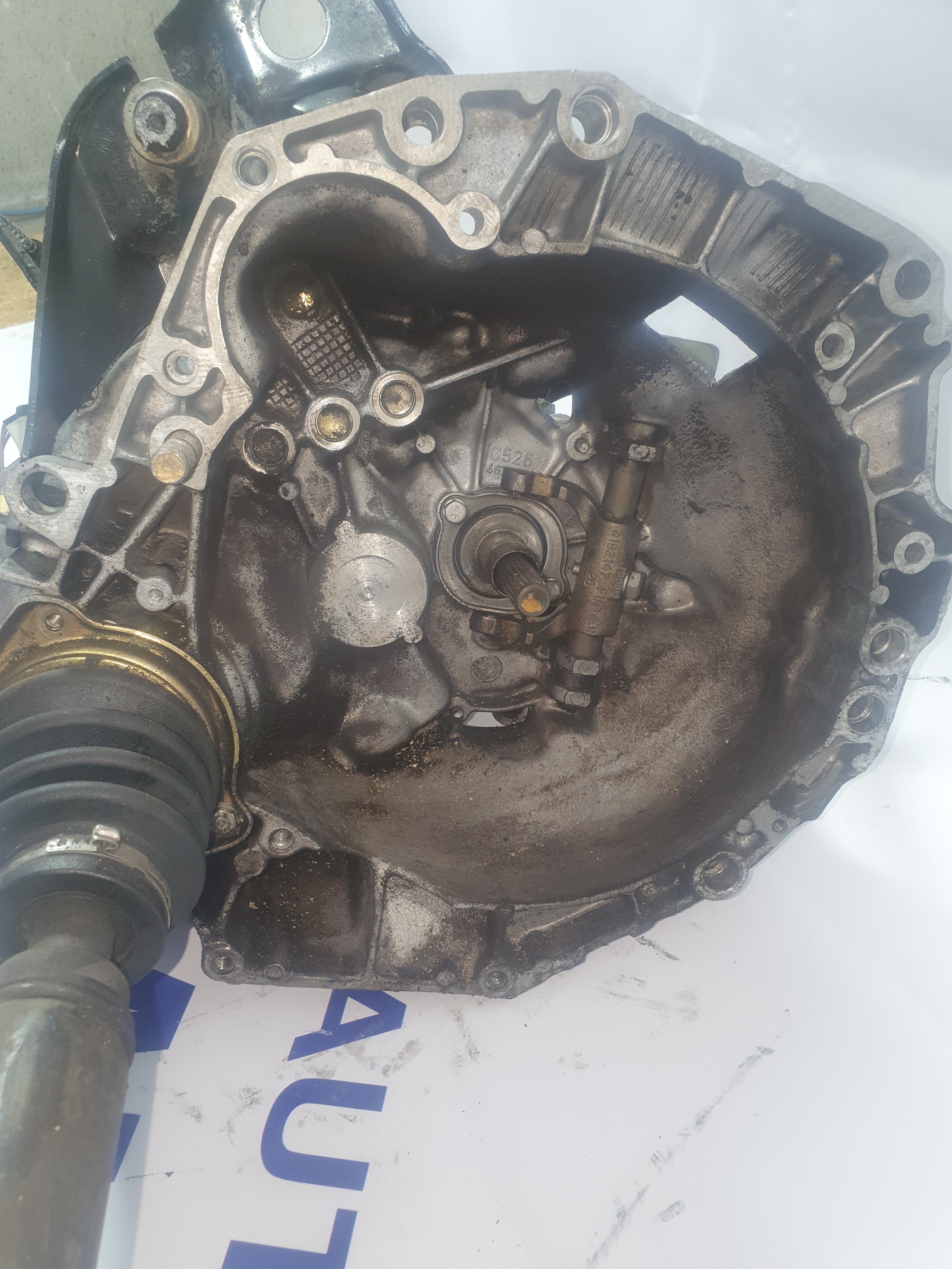 Gearbox Fiat Panda Fire and Fiat 600 1.1 Petrol 40Kw 5-speed Manual year: 2001 code: 46760463 (sf2)
