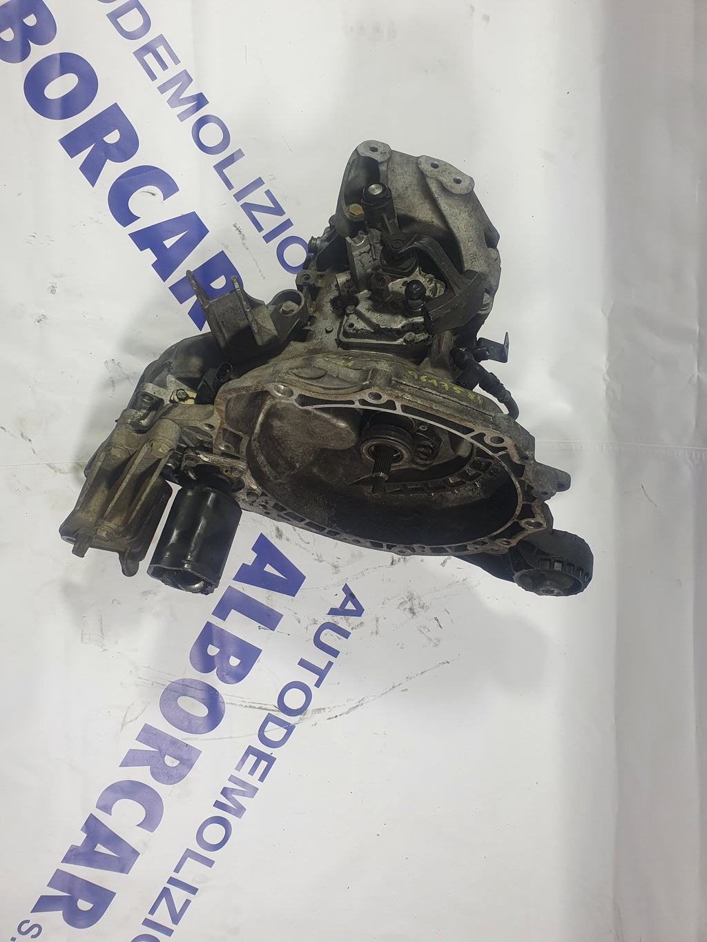 Chevrolet Cruze gearbox displacement: 1.8 manual 5-speed 104KW year: 2011 code: 96175844 (sf2)