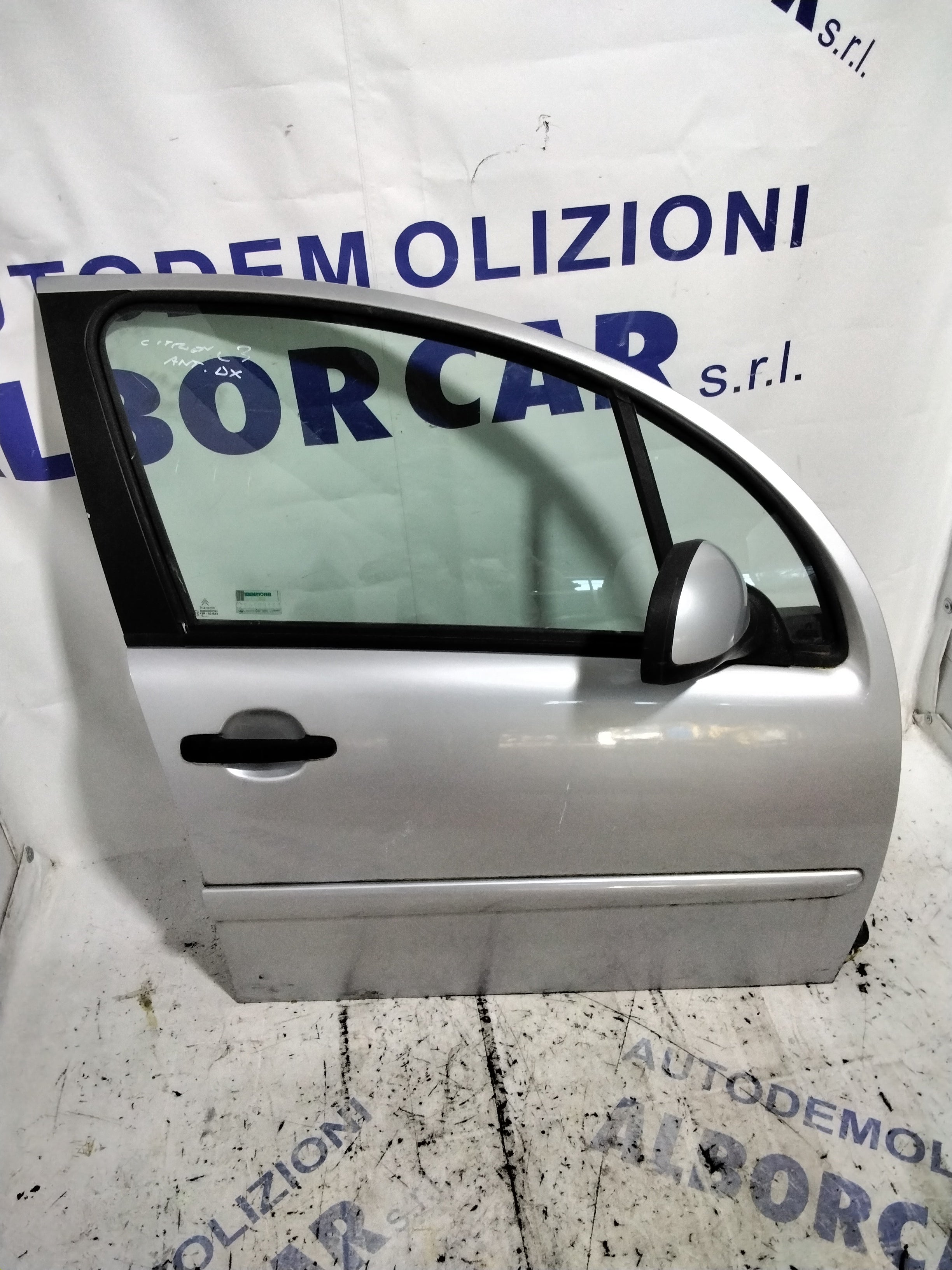 puerta delantera derecha citroen c3 1ª serie