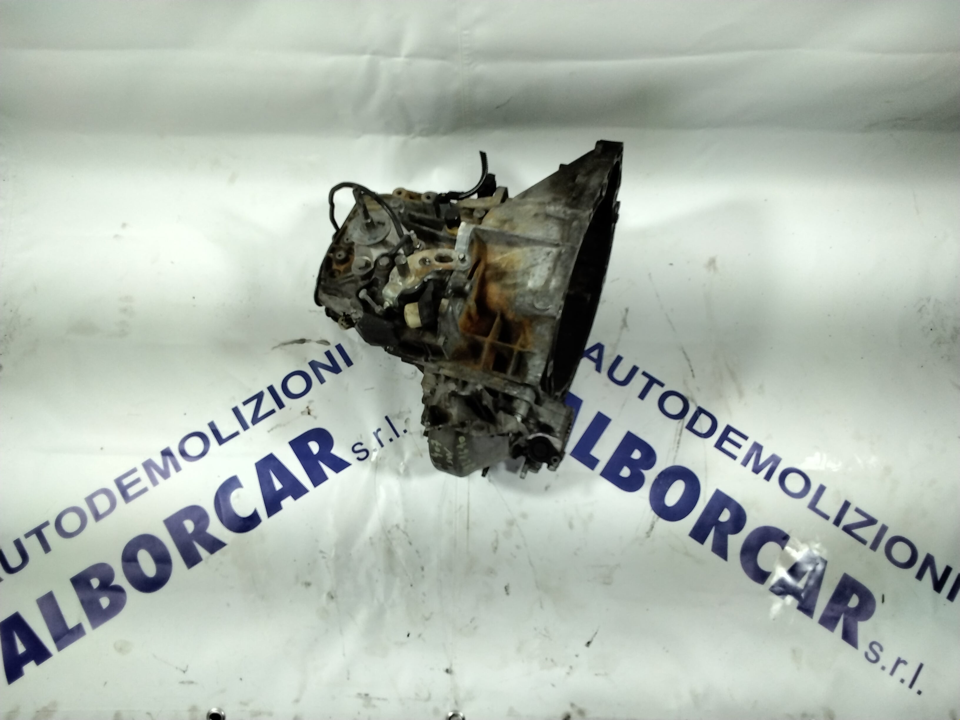 Manual gearbox Peugeot 407 2.0 HDI SW year 2004 code: 9643921610 (sf:2)