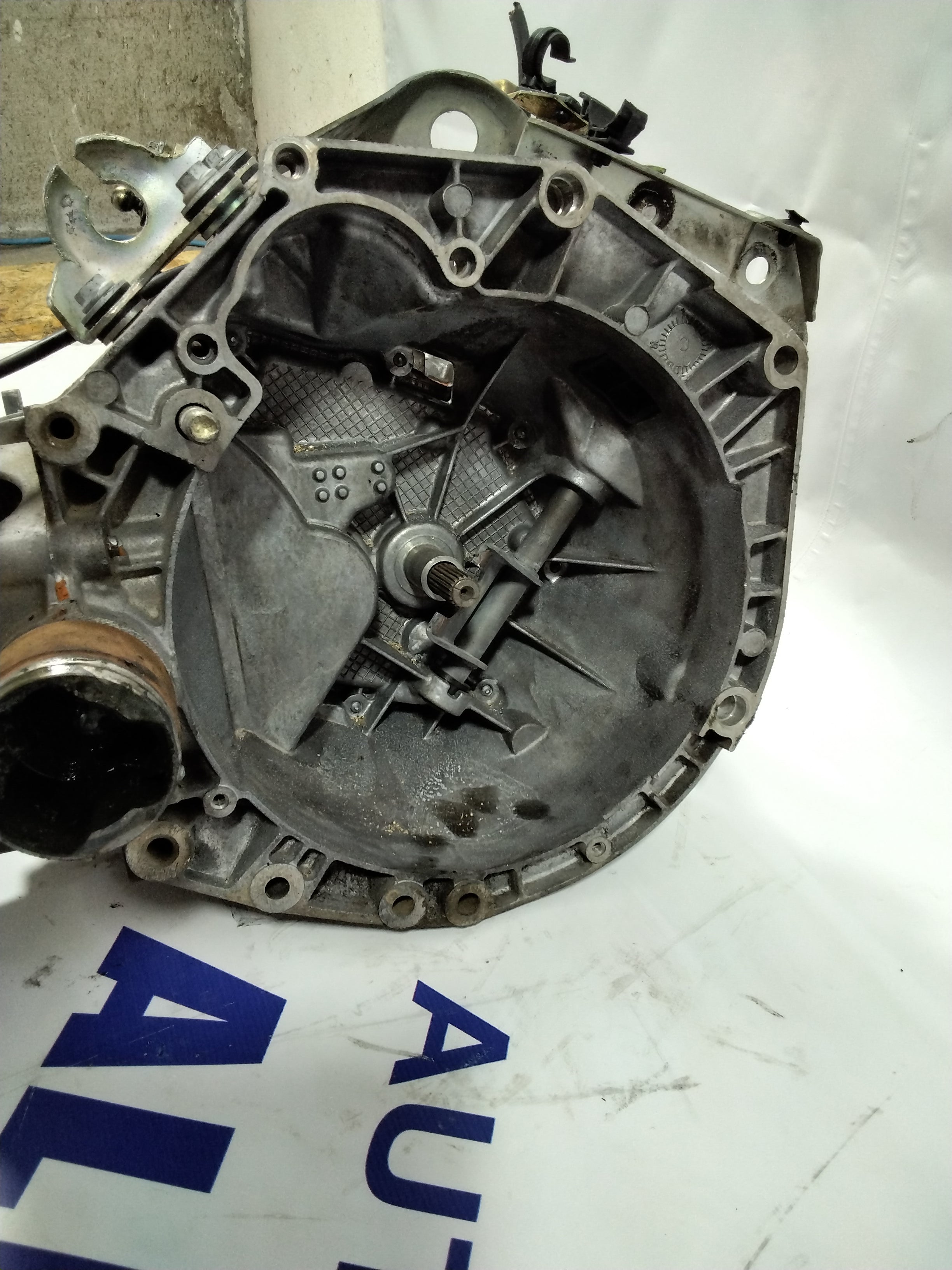 Gearbox Fiat Idea 2 series year 2008 code: 55204040 (sf2)