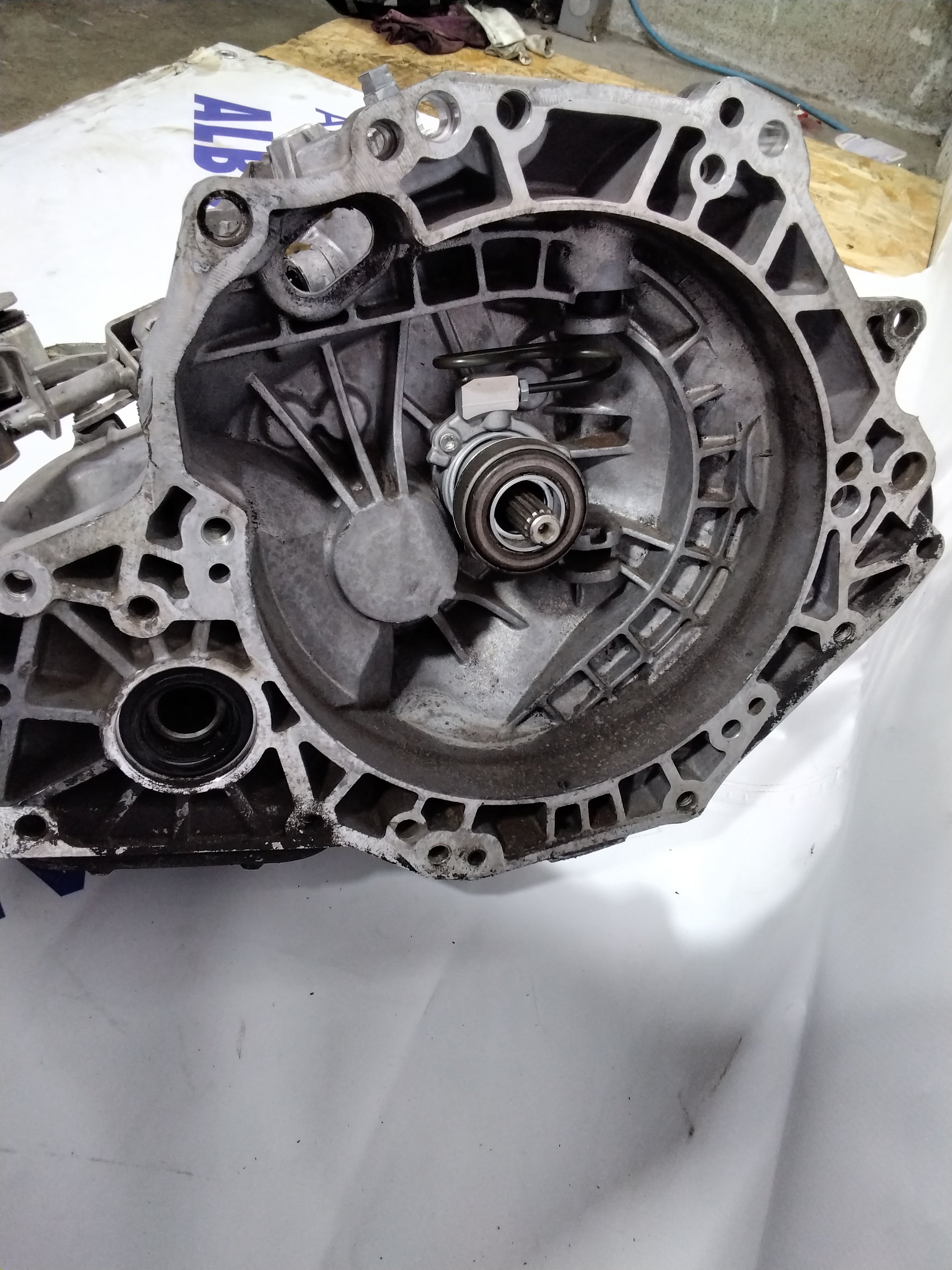 Opel Corsa/Agila 1.3 CDTI 5-speed manual gearbox year (2002/2009) code: 12992510/55565178 (sf:2)