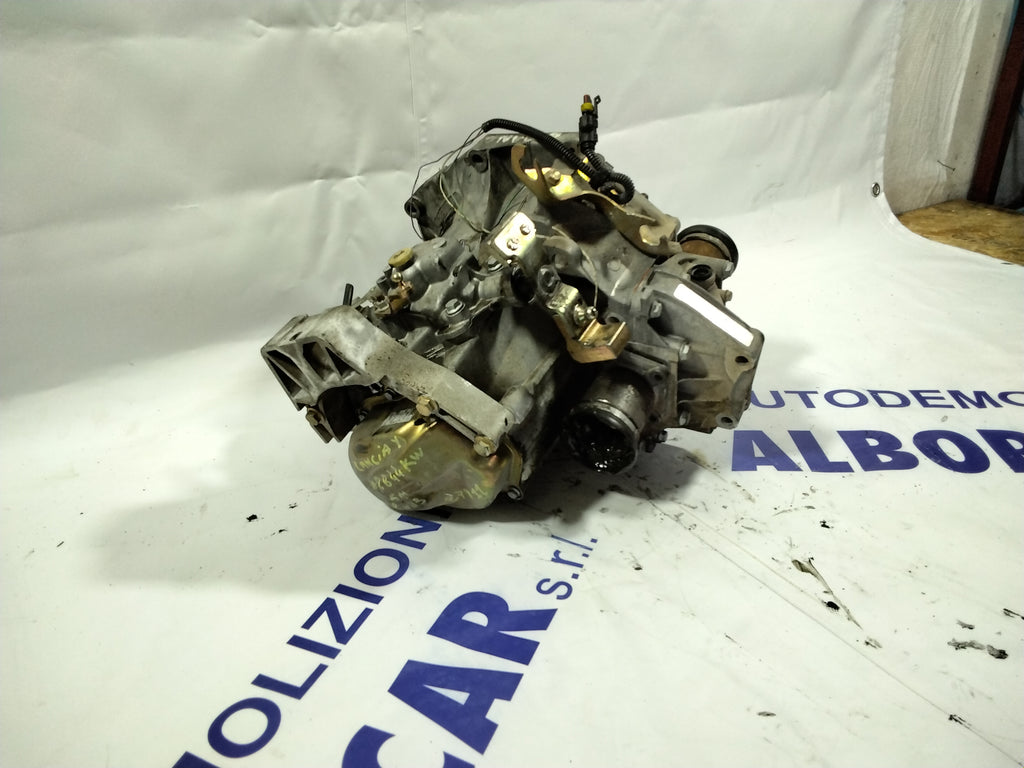 Gearbox Lancia Y 1.2 petrol 44kw 5m year 2003 code: 735027911 (sf:2)
