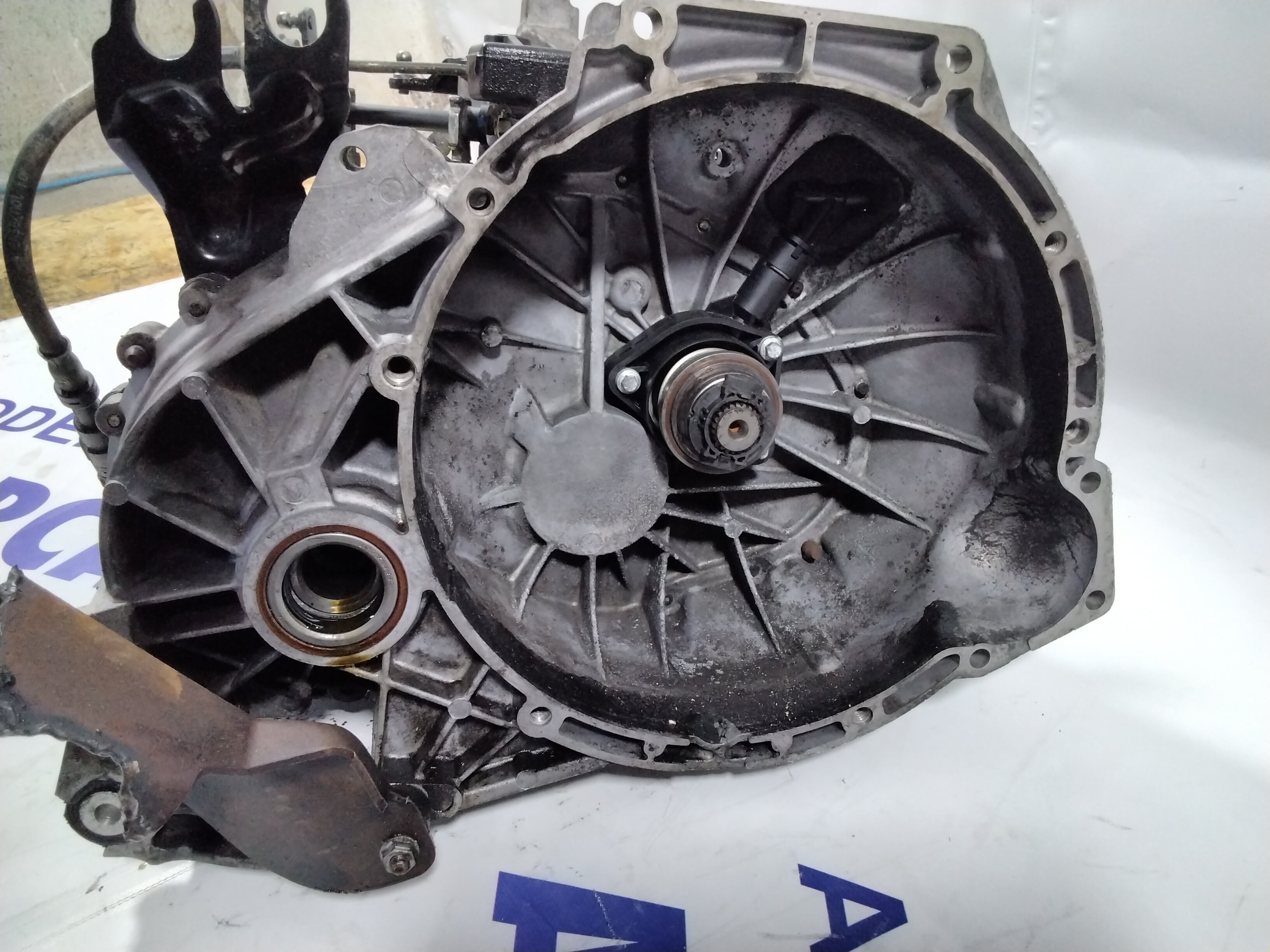 Ford Focus 1.8 TDCI SW gearbox year 2004 code: 4M5R-7F096-YA (sf:2)