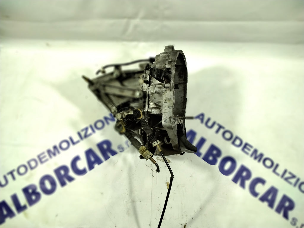 Renault Clio 1.2 petrol 55kW gearbox (2003/2010) code: 8200137170 (sf:2)