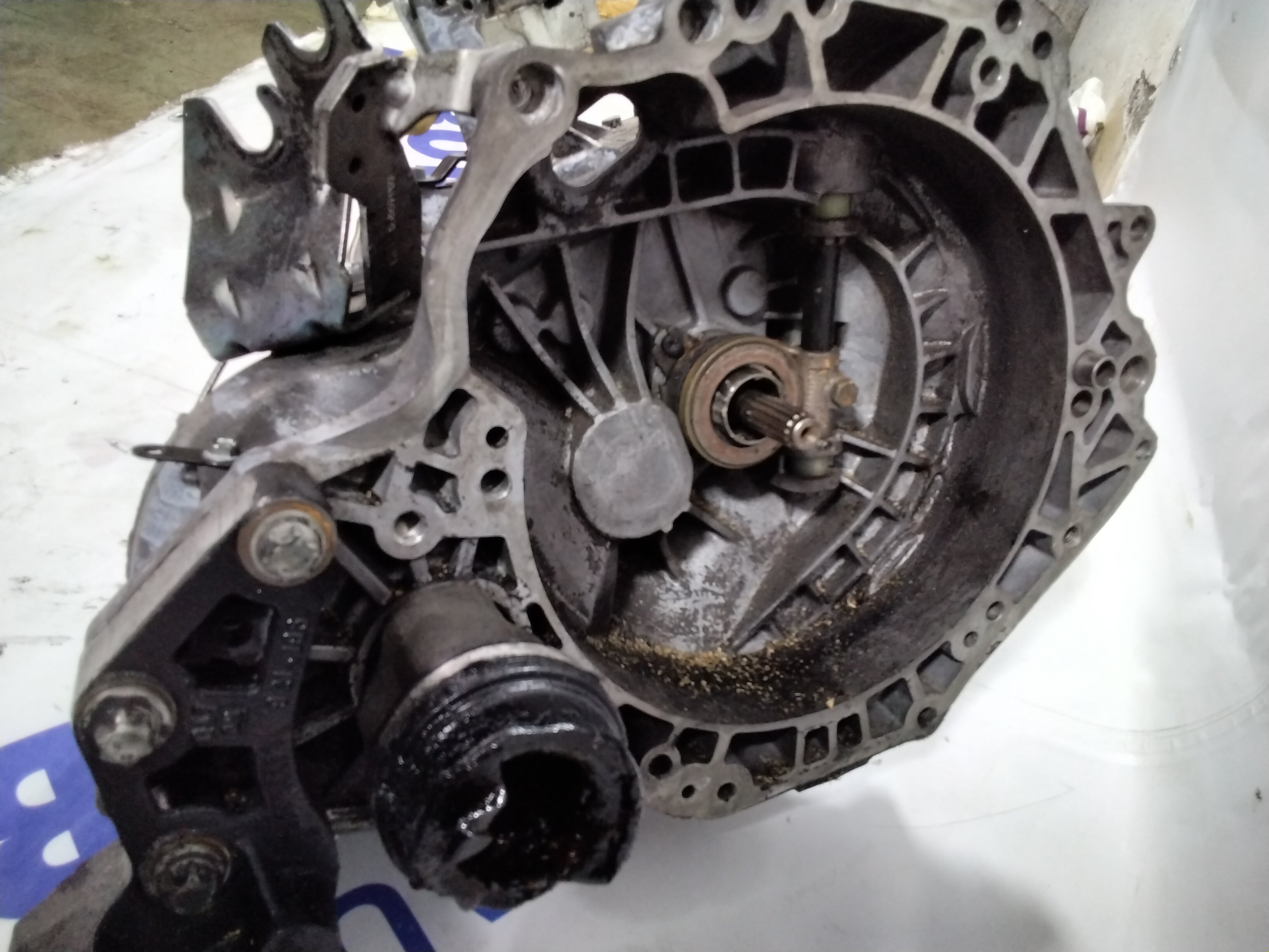 Suzuki Swift 1.3 diesel 5-speed gearbox code: 1299251020759 (sf:2)