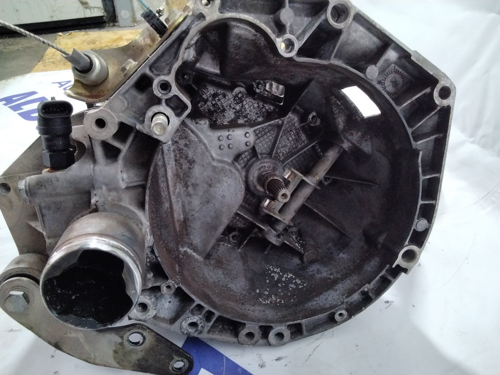 Gearbox Fiat Punto second series 1.2 16V code: 551815882/46524935 (sf:2)