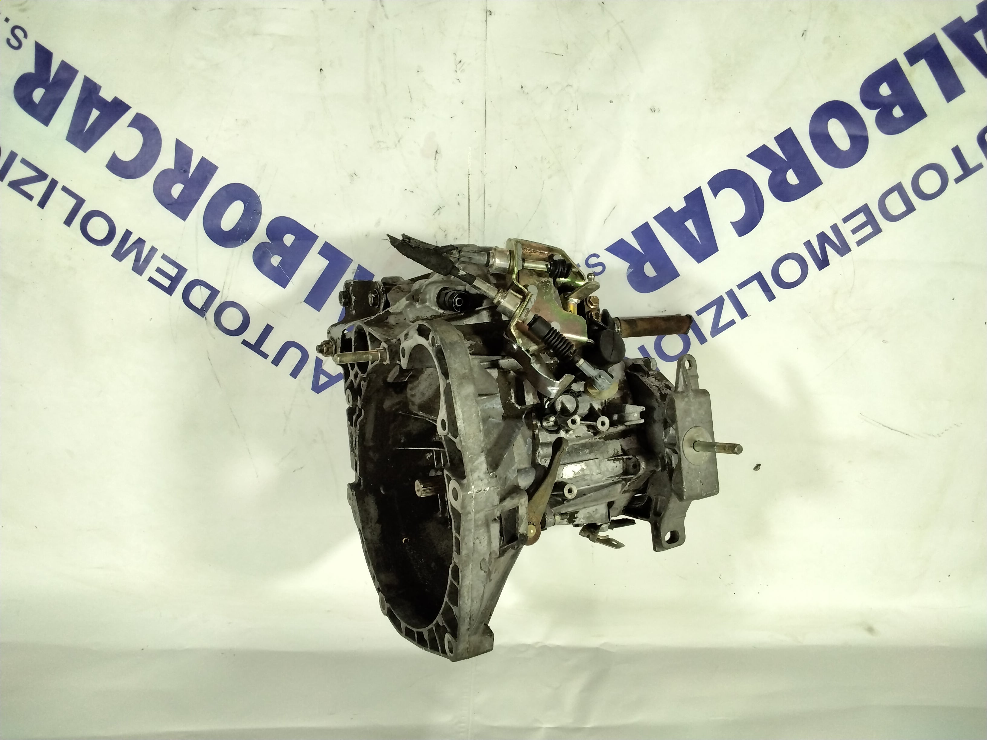 Gearbox Fiat Punto Evo 1.3 MTJ 55 KW 5M manual year 2010 code: 46553503 (sf:2)