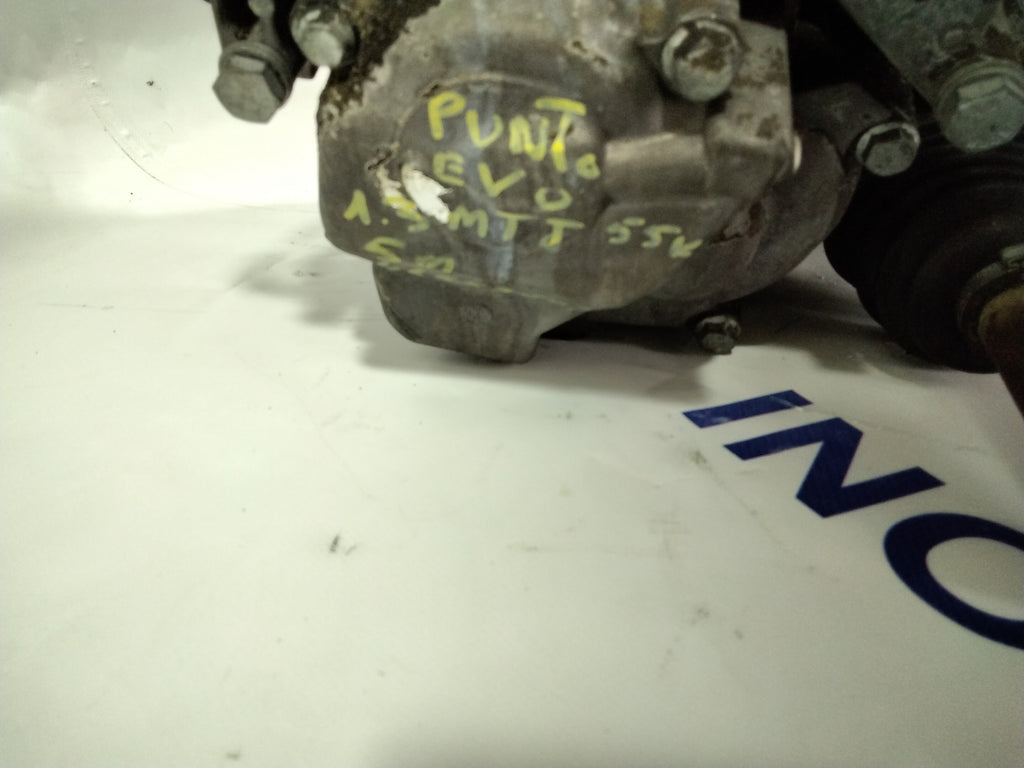 Gearbox Fiat Punto Evo 1.3 MTJ 55 KW 5M manual year 2010 code: 46553503 (sf:2)