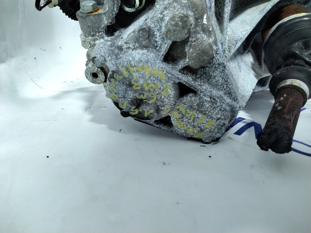 Gearbox Renault Megane 1.5 D 6 speed manual year 2010 81 kw code: 3040128868 (sf2)