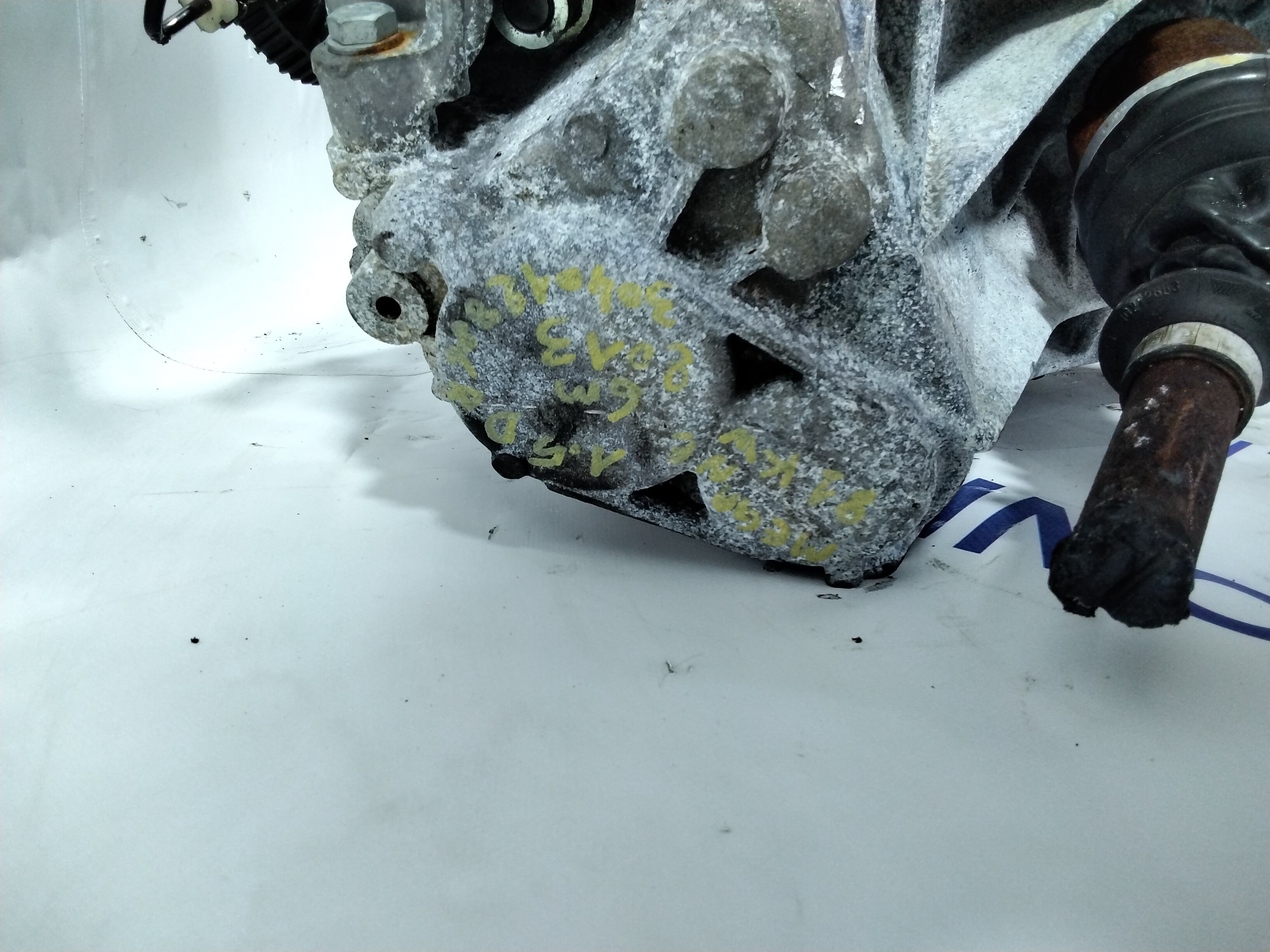 Gearbox Renault Megane 1.5 D 6 speed manual year 2010 81 kw code: 3040128868 (sf2)