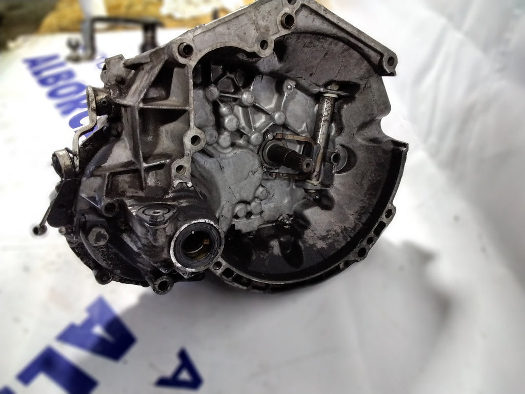 Gearbox Peugeot 206 Plus 1.1 petrol 5-speed manual 44 kw code: 9651708713 (sf:2)